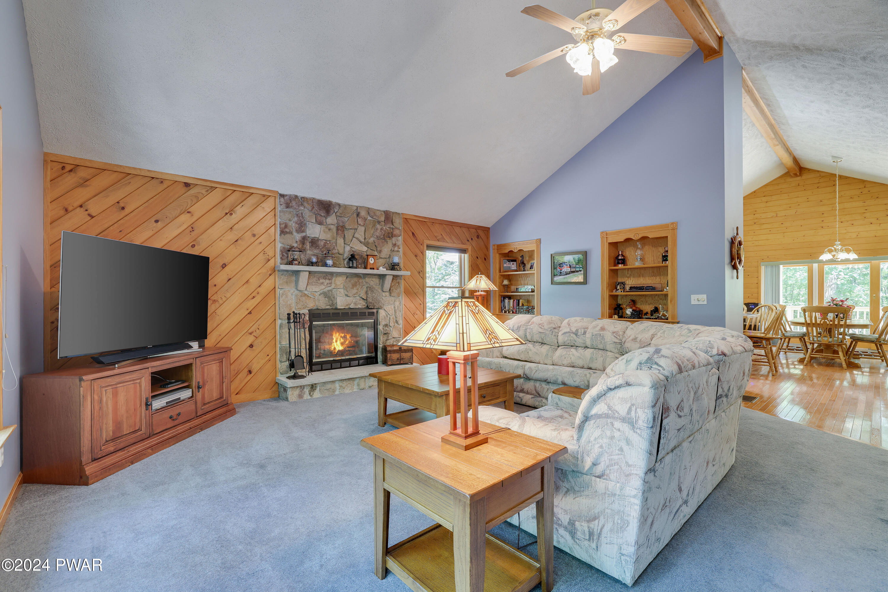 Hawley, Pennsylvania 18428, United States, 3 Bedrooms Bedrooms, ,2 BathroomsBathrooms,Residential,Pending,45841