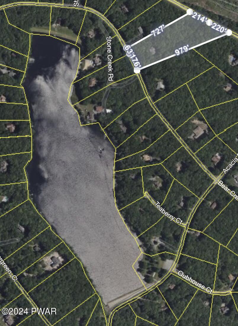 Hawley, Pennsylvania 18428, United States, 3 Bedrooms Bedrooms, ,2 BathroomsBathrooms,Residential,Pending,45841