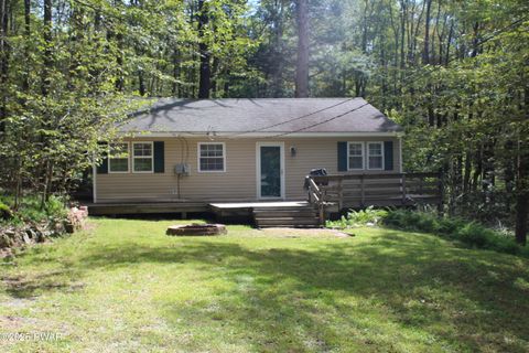 Homes For Sale - 153 Stone Chair Trail<br/> Greentown, PA 18426