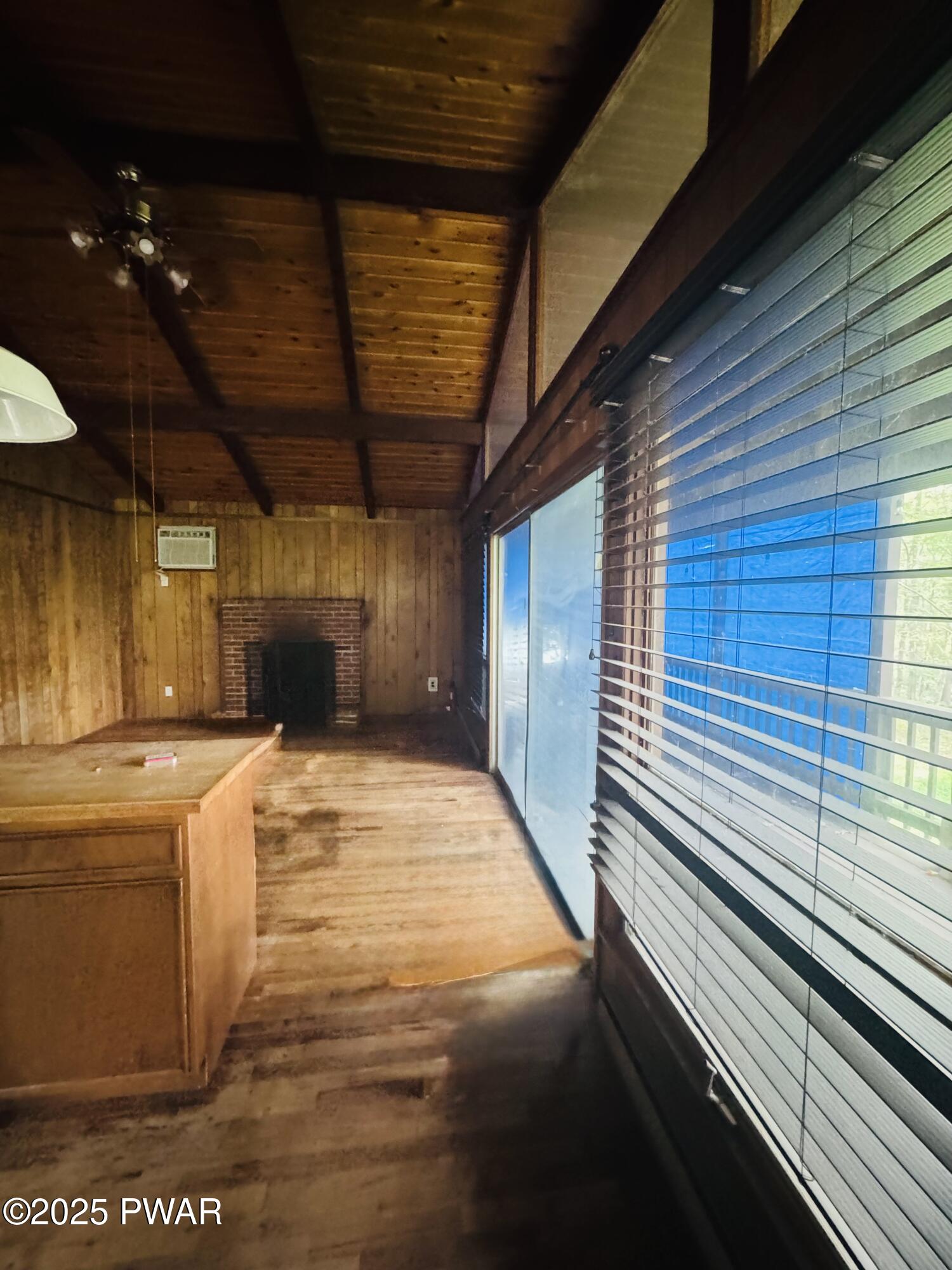 Lords Valley, Pennsylvania 18428, United States, 3 Bedrooms Bedrooms, ,1 BathroomBathrooms,Residential,Active,185483