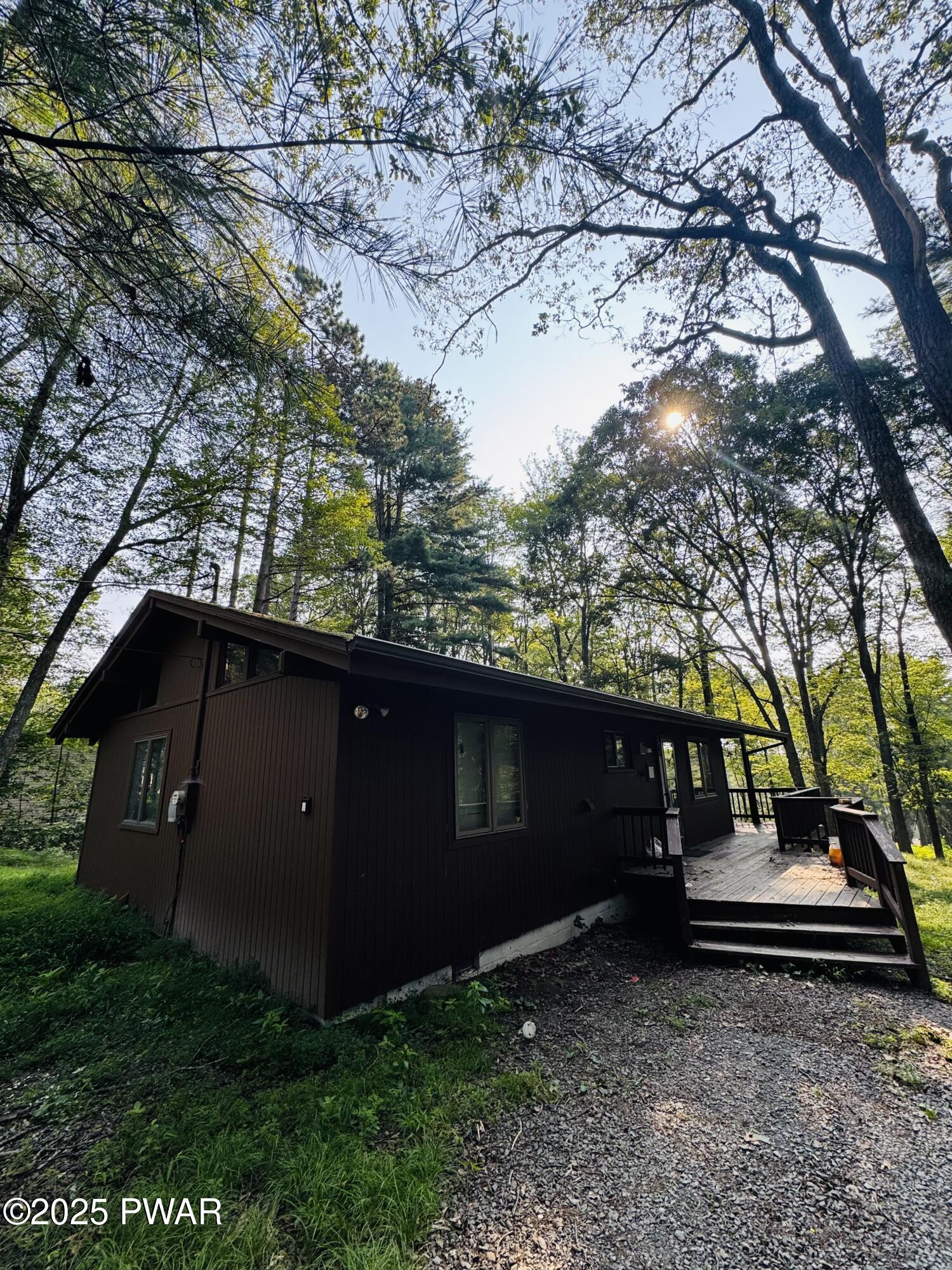 Lords Valley, Pennsylvania 18428, United States, 3 Bedrooms Bedrooms, ,1 BathroomBathrooms,Residential,Active,185483