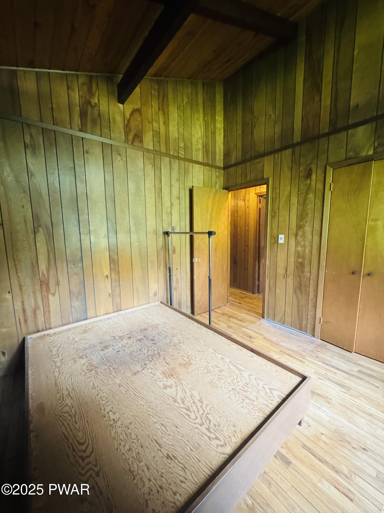 Lords Valley, Pennsylvania 18428, United States, 3 Bedrooms Bedrooms, ,1 BathroomBathrooms,Residential,Active,185483