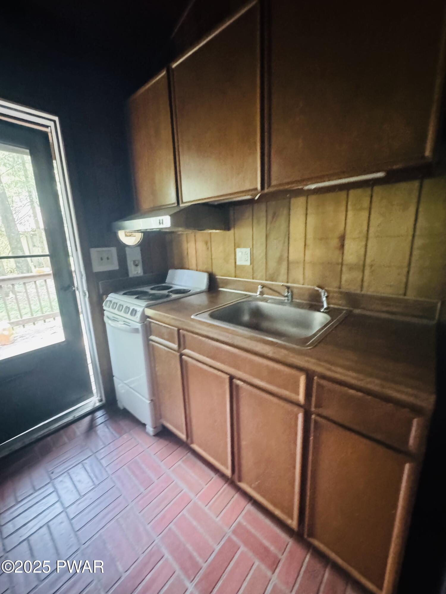 Lords Valley, Pennsylvania 18428, United States, 3 Bedrooms Bedrooms, ,1 BathroomBathrooms,Residential,Active,185483