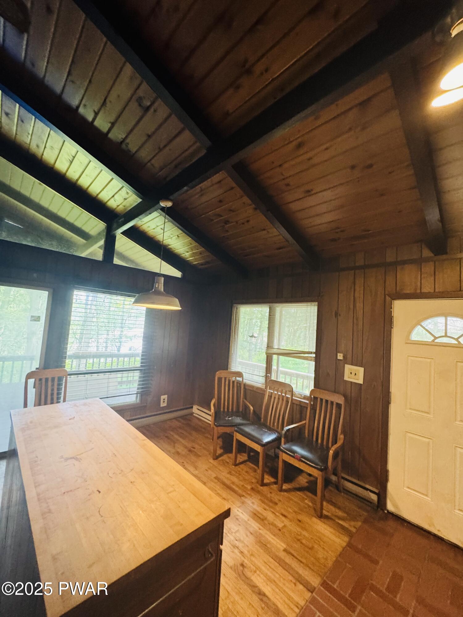 Lords Valley, Pennsylvania 18428, United States, 3 Bedrooms Bedrooms, ,1 BathroomBathrooms,Residential,Active,185483