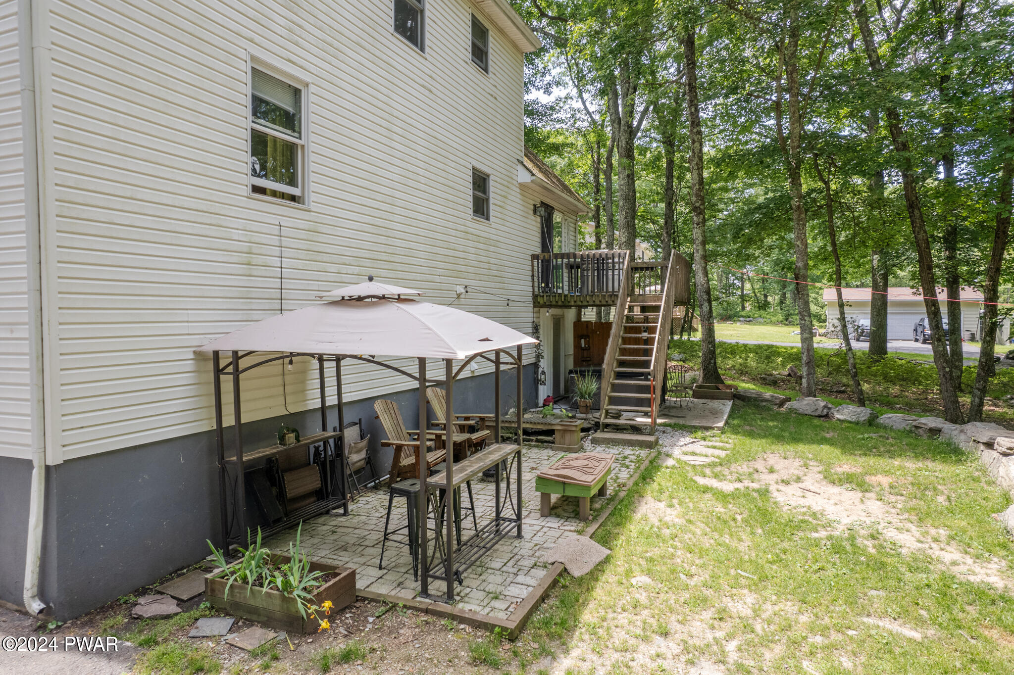 211 Conashaugh Trail, Milford, Pennsylvania image 12