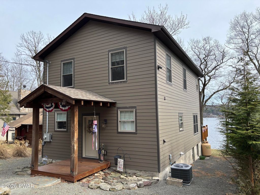 Photo of 20 Glen Road, Lake Ariel, PA 18436 (MLS # PW260731)