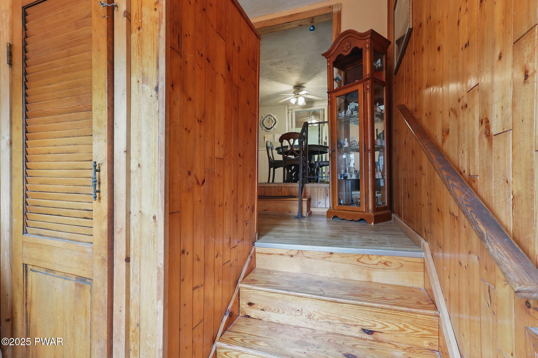696 Elk Lake Drive, Waymart, Pennsylvania image 4