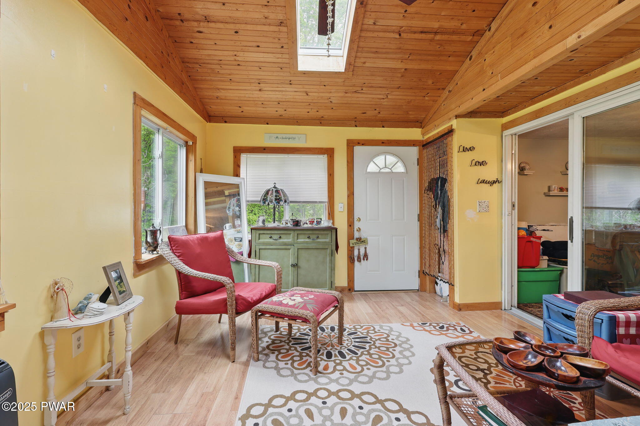 696 Elk Lake Drive, Waymart, Pennsylvania image 10