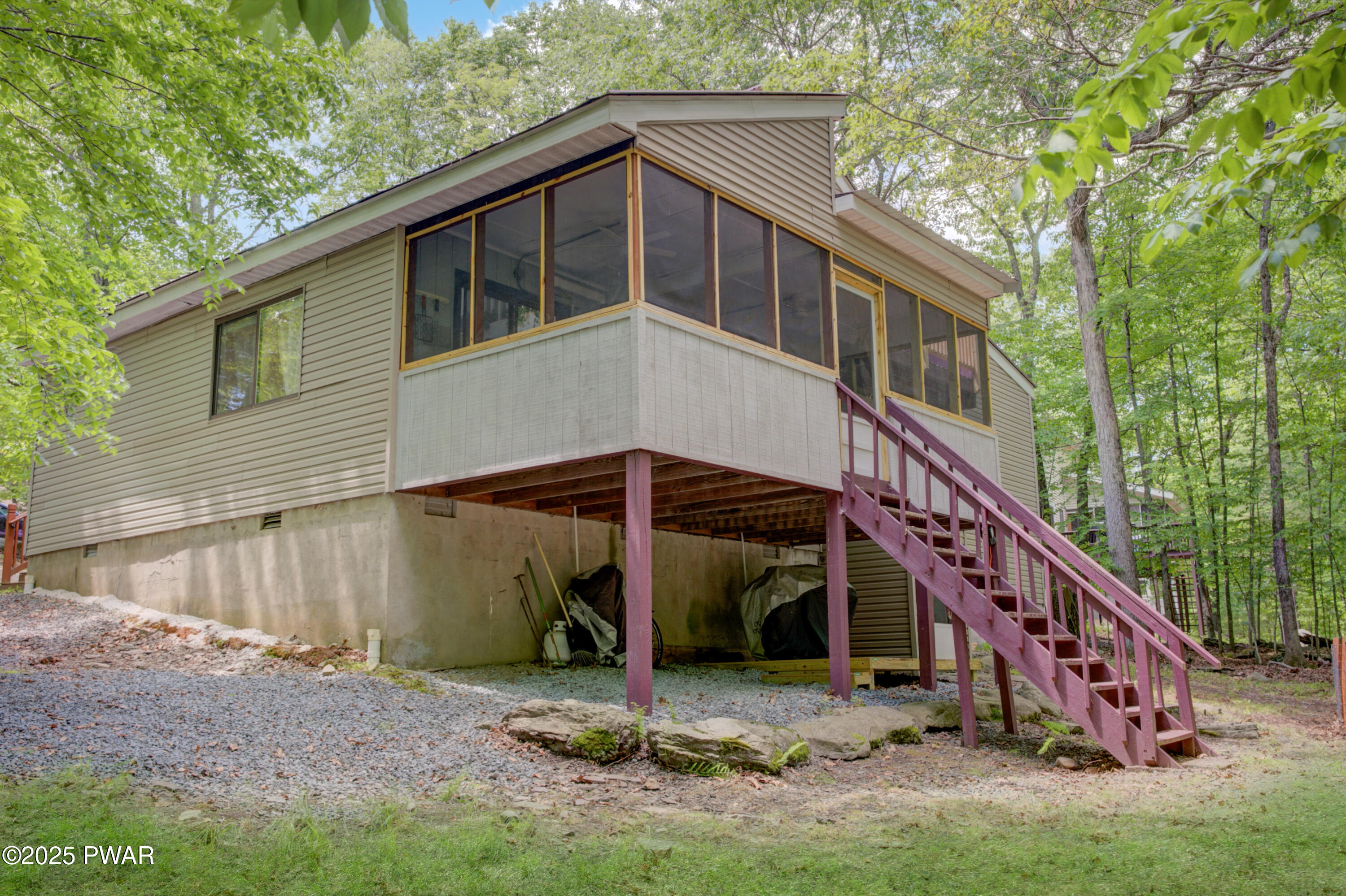 116 Rainbow Dr Drive, Lackawaxen, Pennsylvania image 3