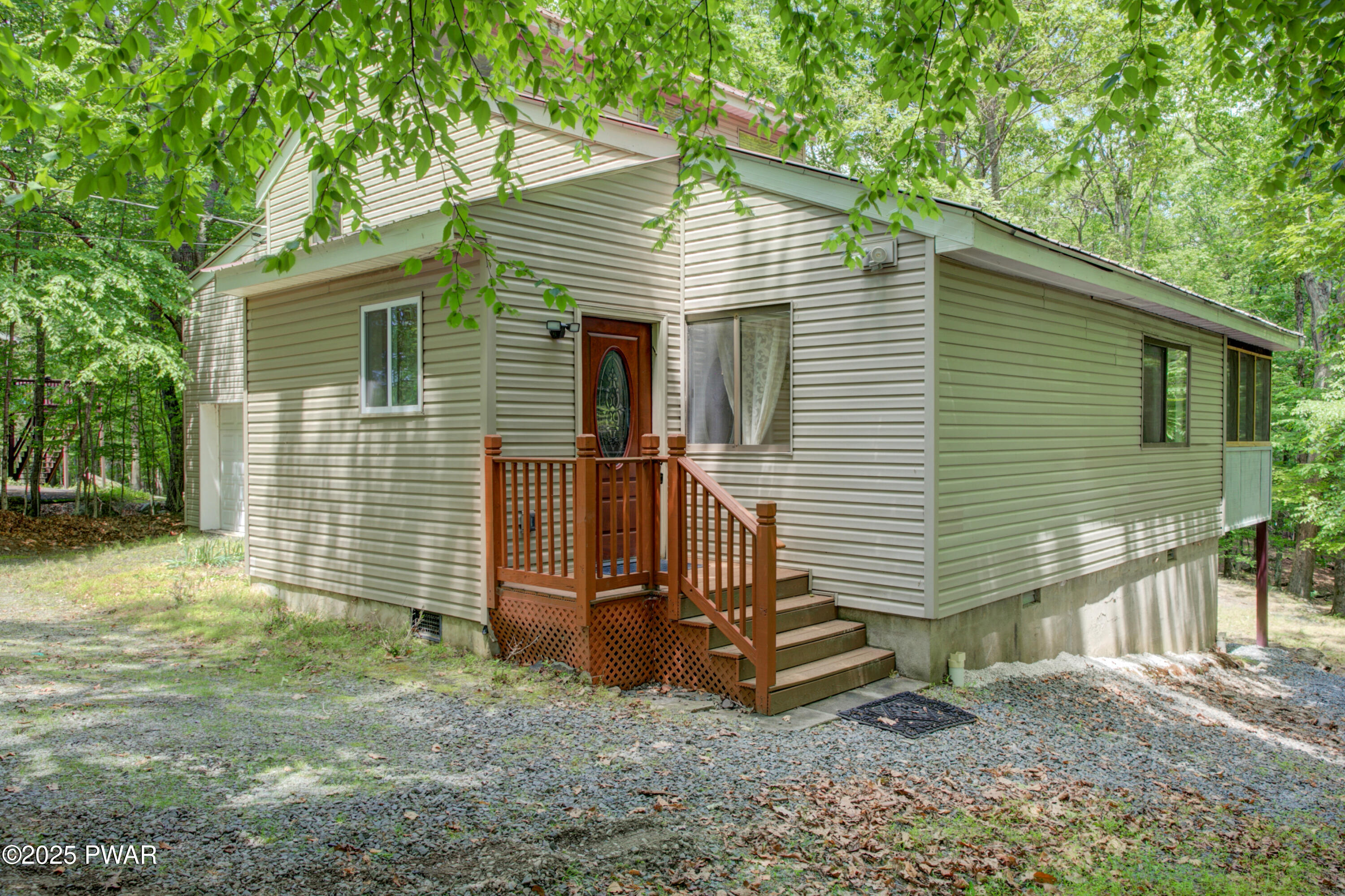 116 Rainbow Dr Drive, Lackawaxen, Pennsylvania image 5
