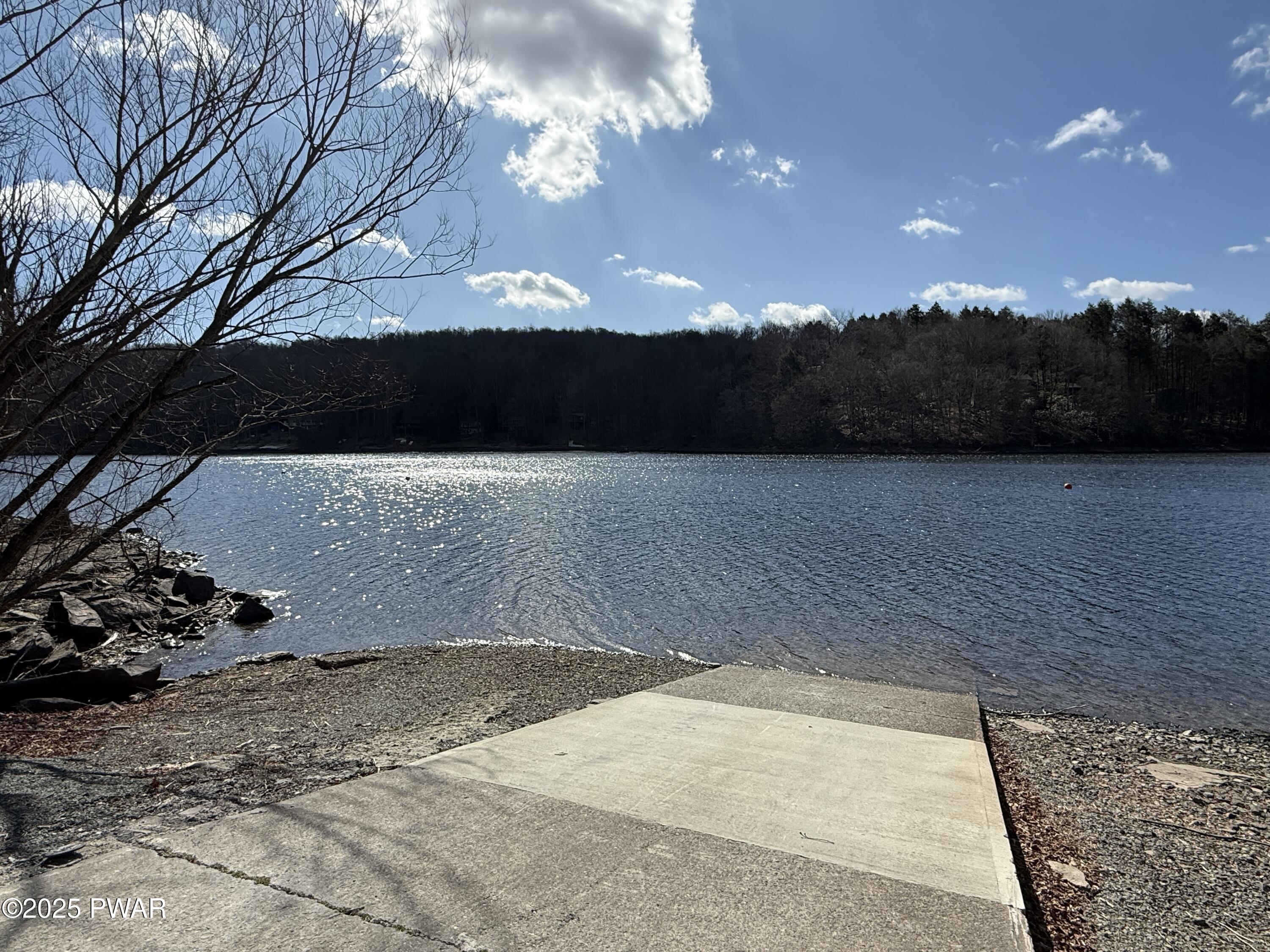Larkspur Lane, Milford, Pennsylvania image 12