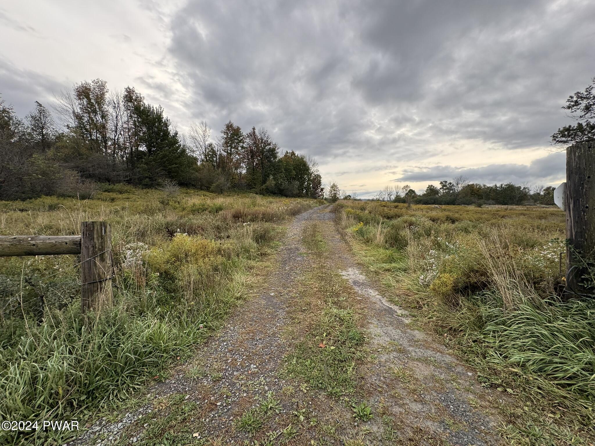 38 Acres Bryn Mawr Road, Honesdale, Pennsylvania image 8