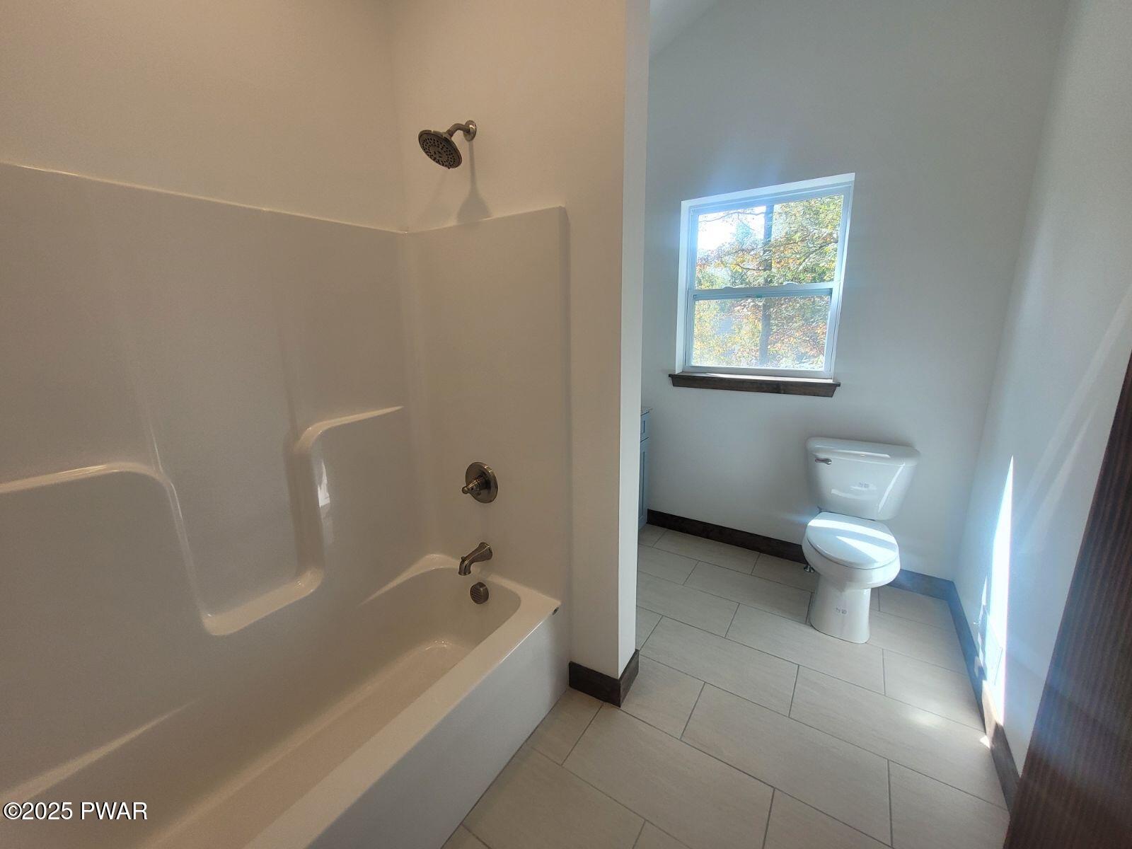 101 Maple Leaf Road, Lackawaxen, Pennsylvania image 22