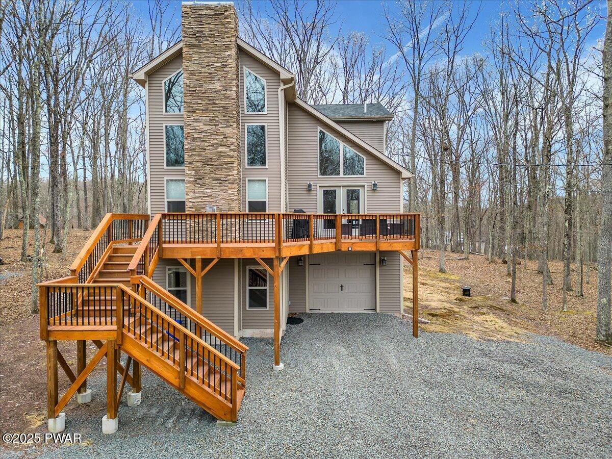 101 Maple Leaf Road, Lackawaxen, Pennsylvania image 2