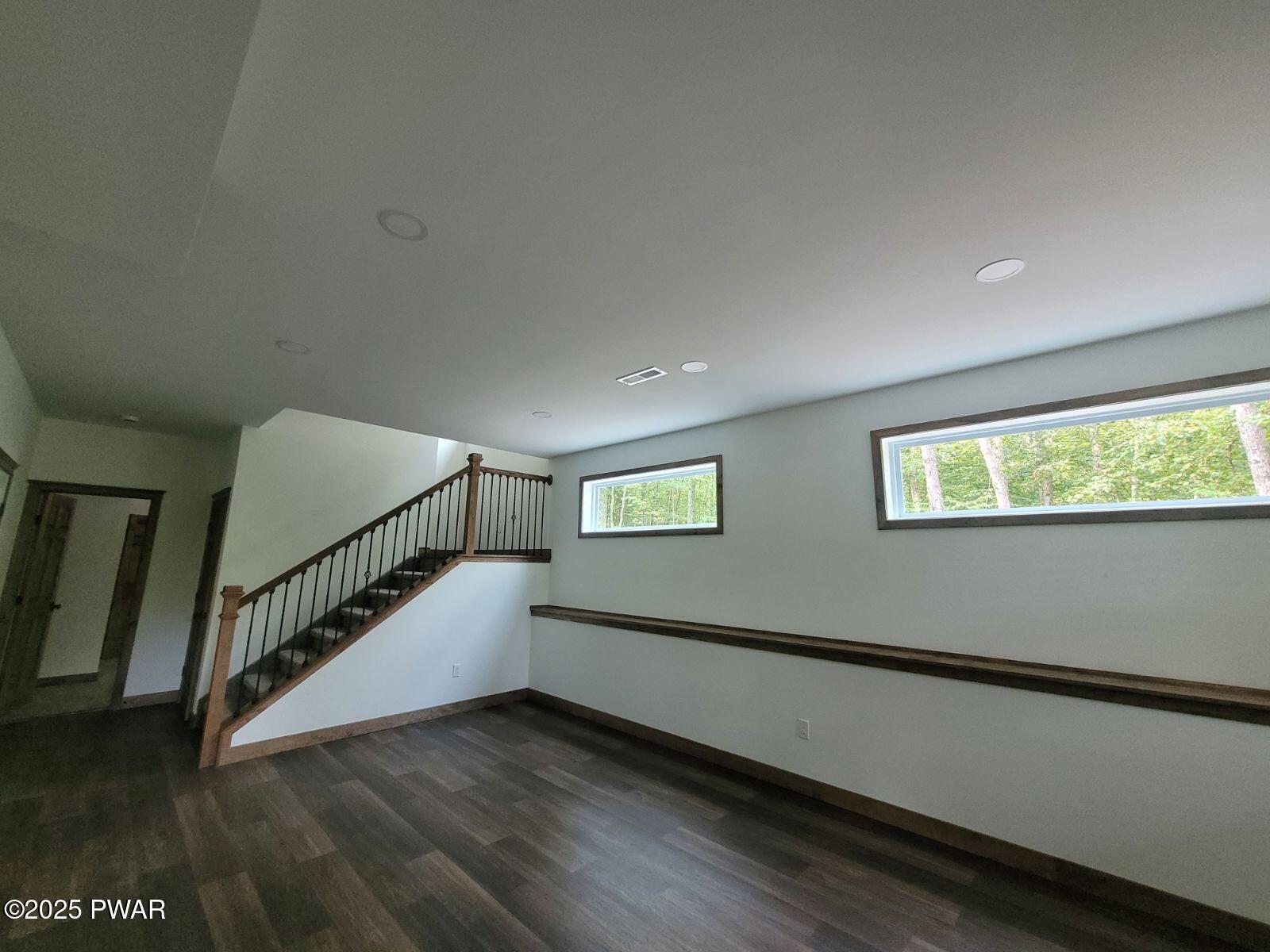 101 Maple Leaf Road, Lackawaxen, Pennsylvania image 23