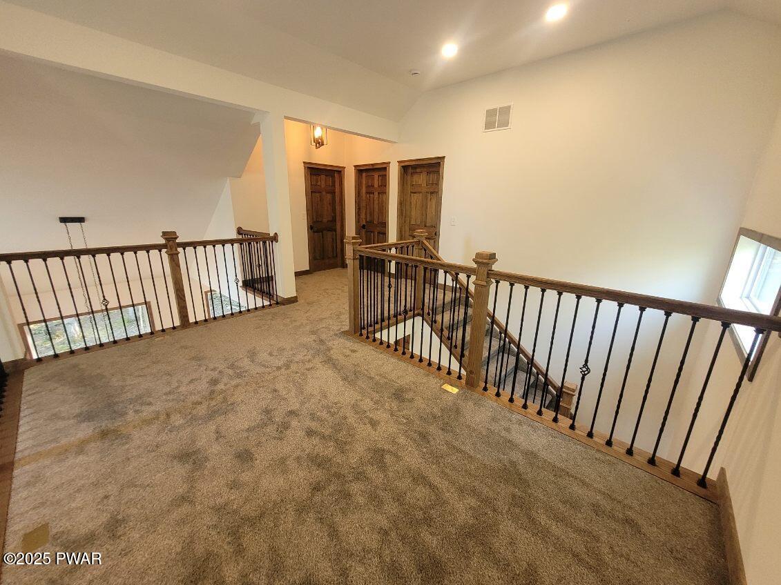 101 Maple Leaf Road, Lackawaxen, Pennsylvania image 7