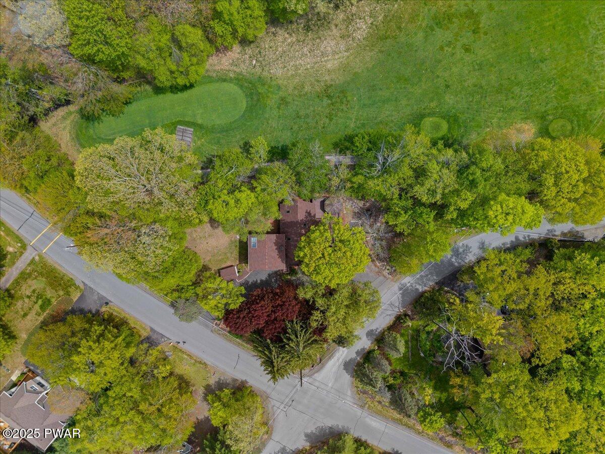 231 Tanglwood Drive, Greentown, Pennsylvania image 3