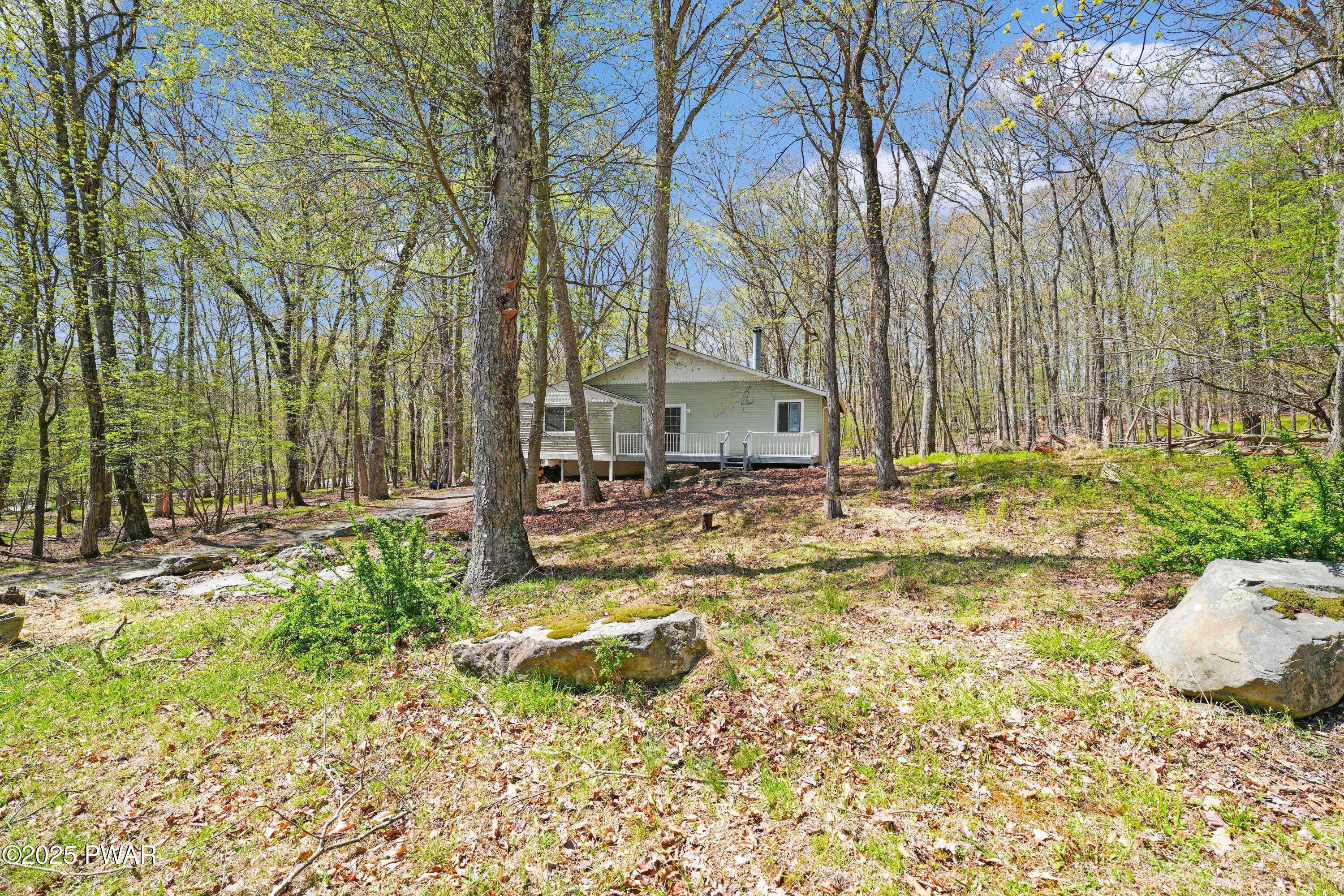 109 Grossbeak Court, Bushkill, Pennsylvania image 7