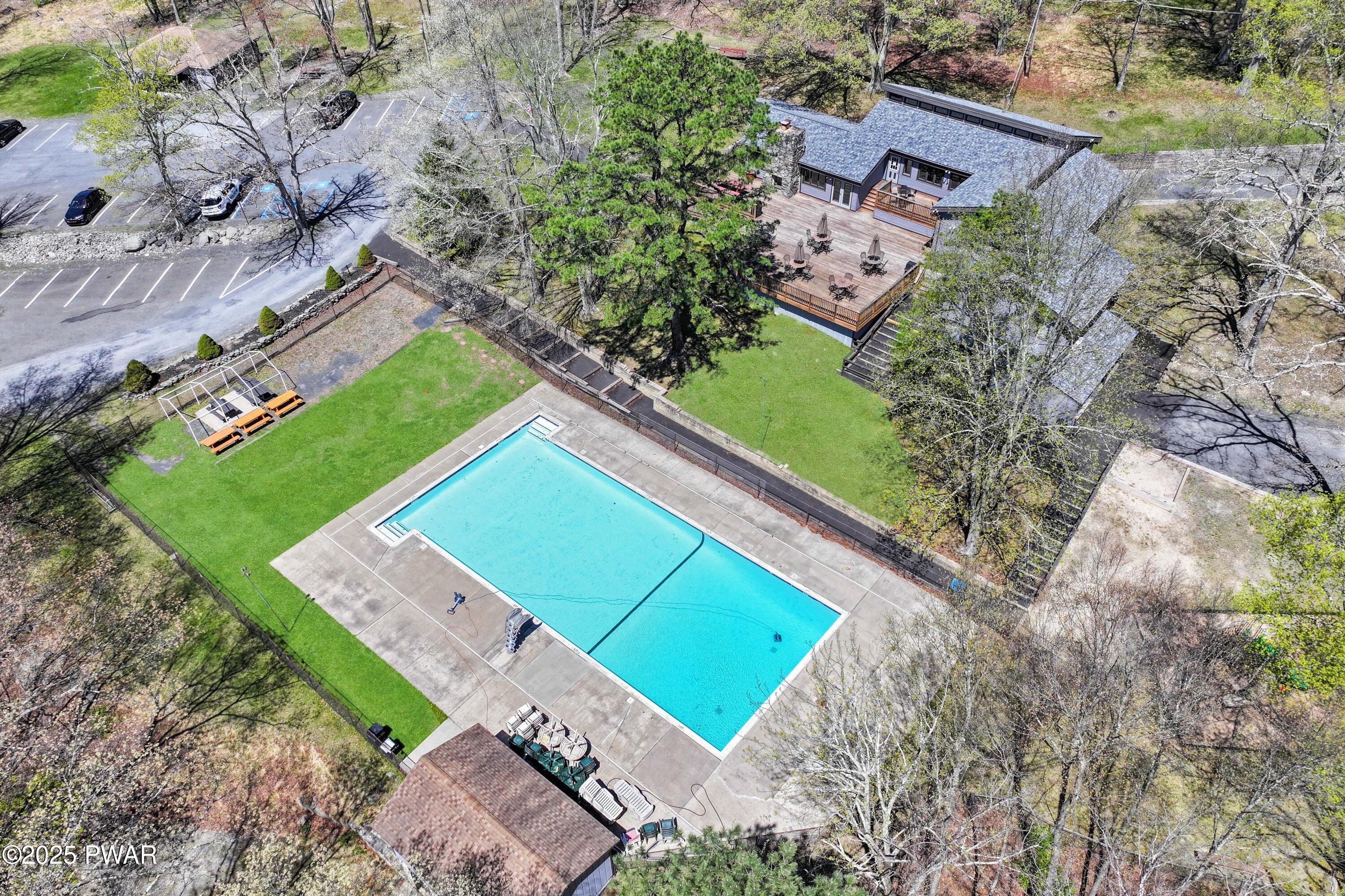 109 Grossbeak Court, Bushkill, Pennsylvania image 24