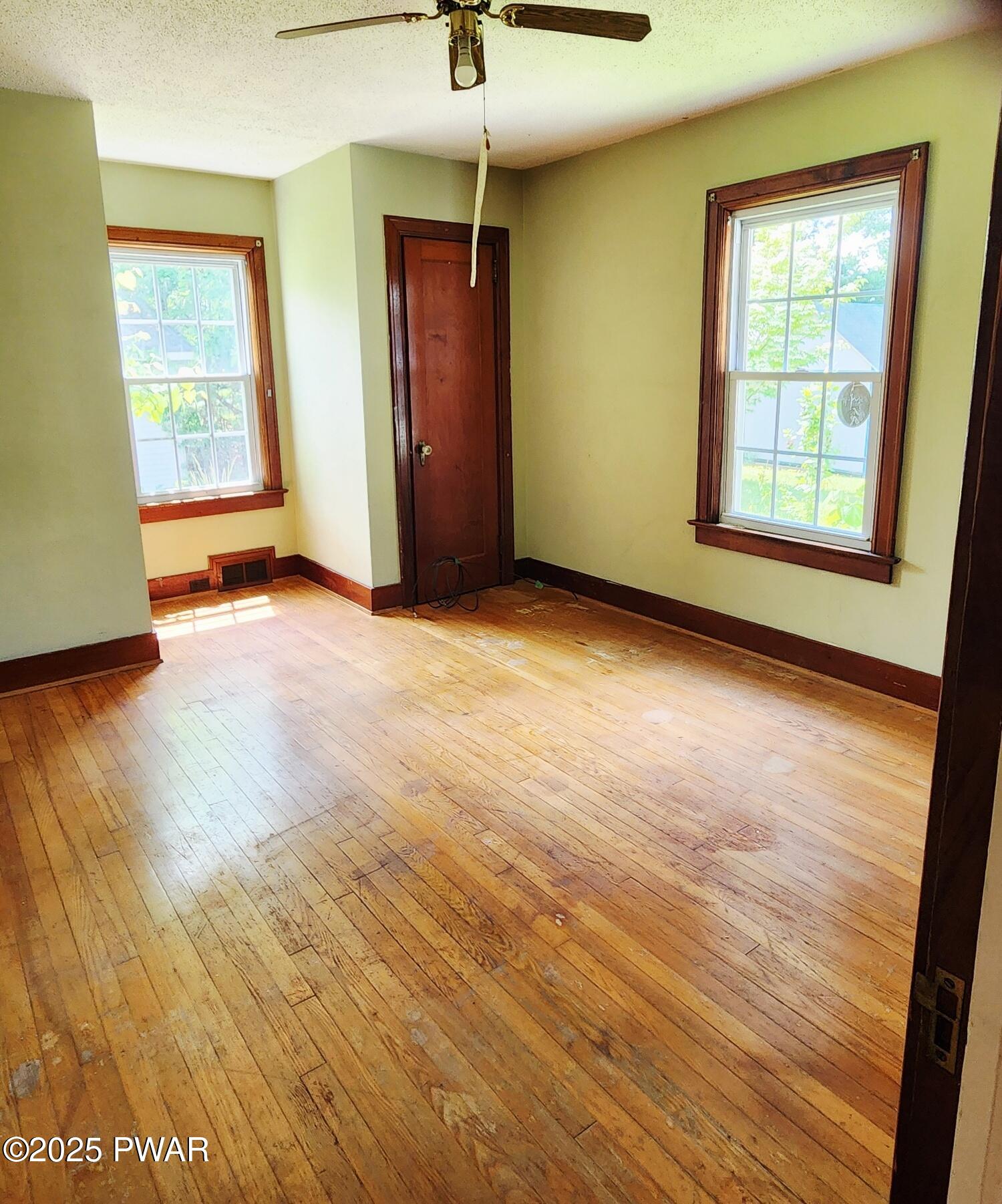 100 Avenue H, Matamoras, Pennsylvania image 18
