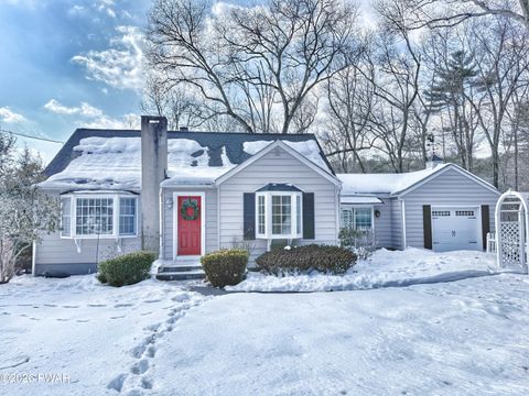 Homes For Sale - 120 Route 6<br/> Pike County, Milford, PA 18337