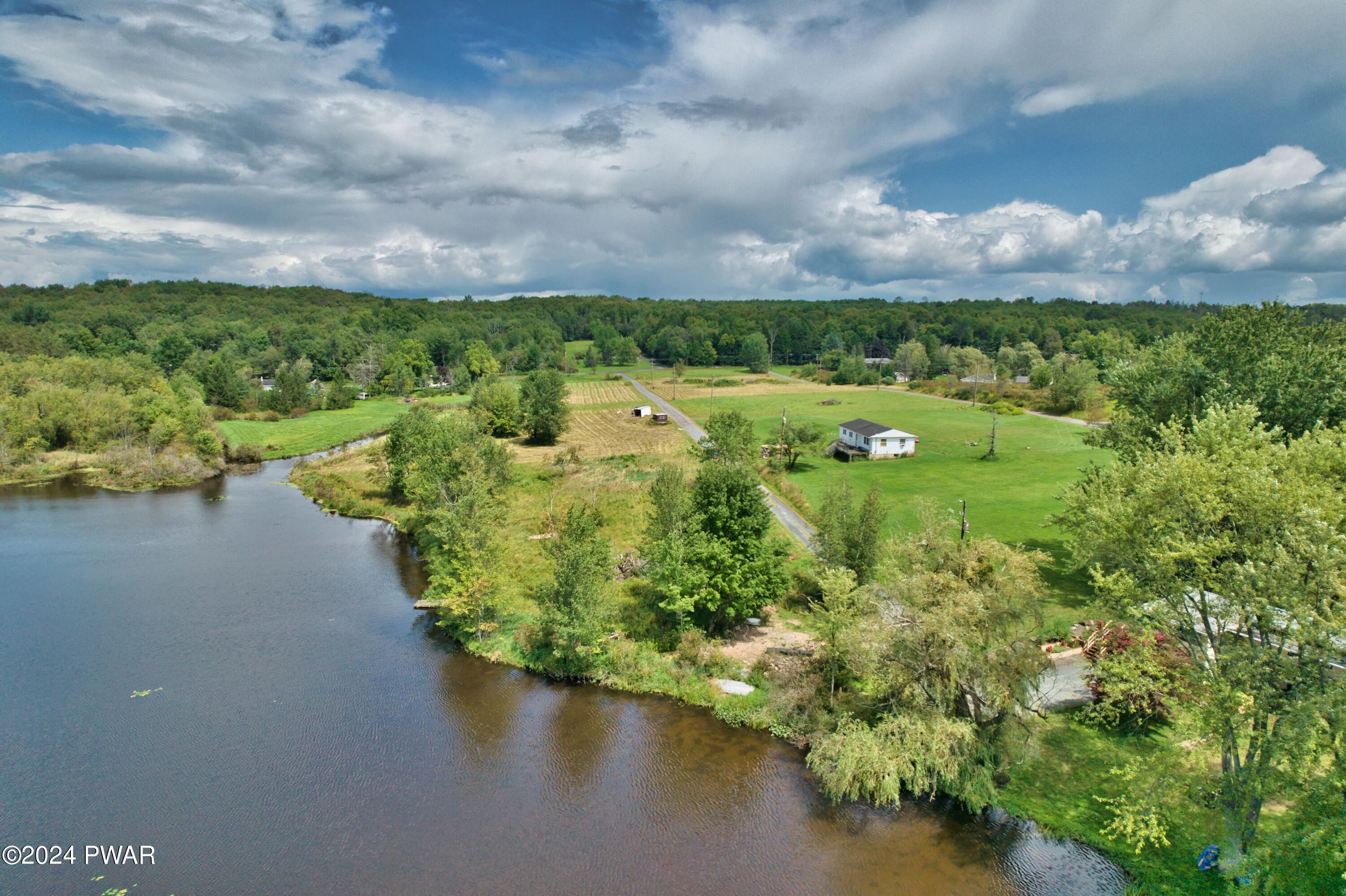 Bound Brook Drive, South Canaan, Pennsylvania image 9