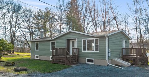 Homes For Sale - 13 Bucklands Lane<br/> Waymart, PA 18472