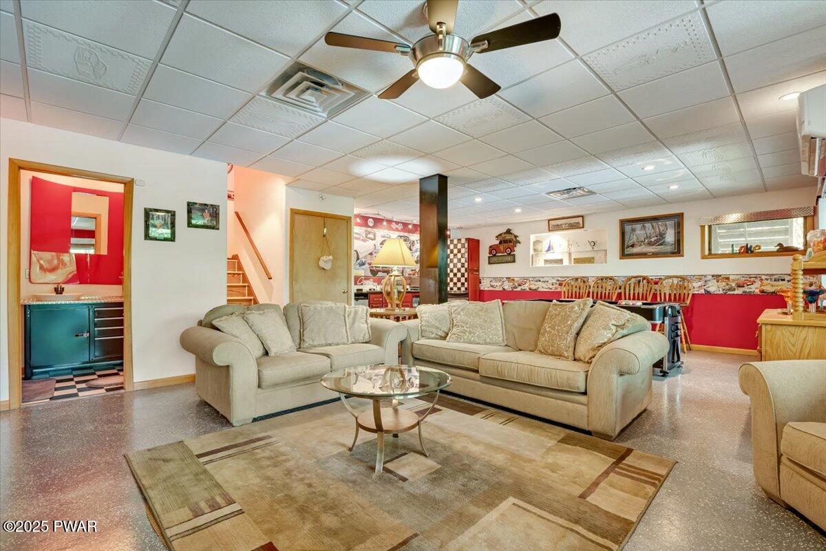104 Chapel Court, Greentown, Pennsylvania image 46
