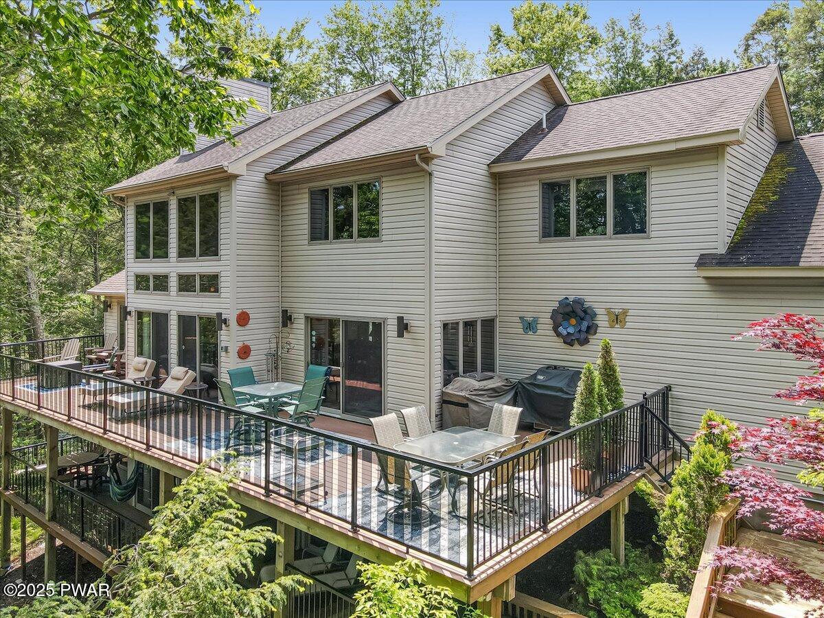 104 Chapel Court, Greentown, Pennsylvania image 2