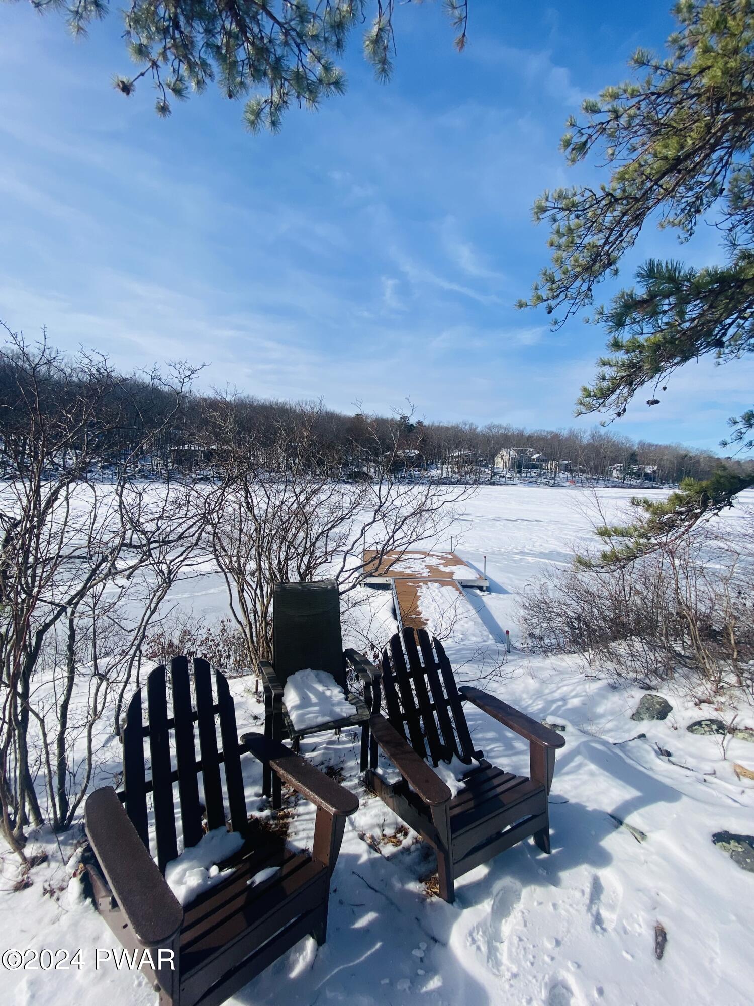 Lords Valley, Pennsylvania 18428, United States, 4 Bedrooms Bedrooms, ,3 BathroomsBathrooms,Residential,Pending,66444