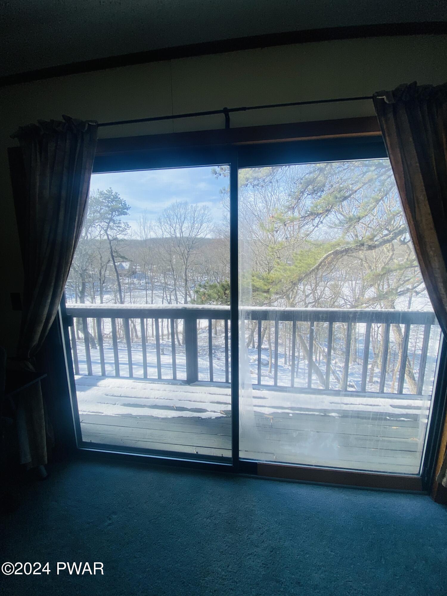 Lords Valley, Pennsylvania 18428, United States, 4 Bedrooms Bedrooms, ,3 BathroomsBathrooms,Residential,Pending,66444