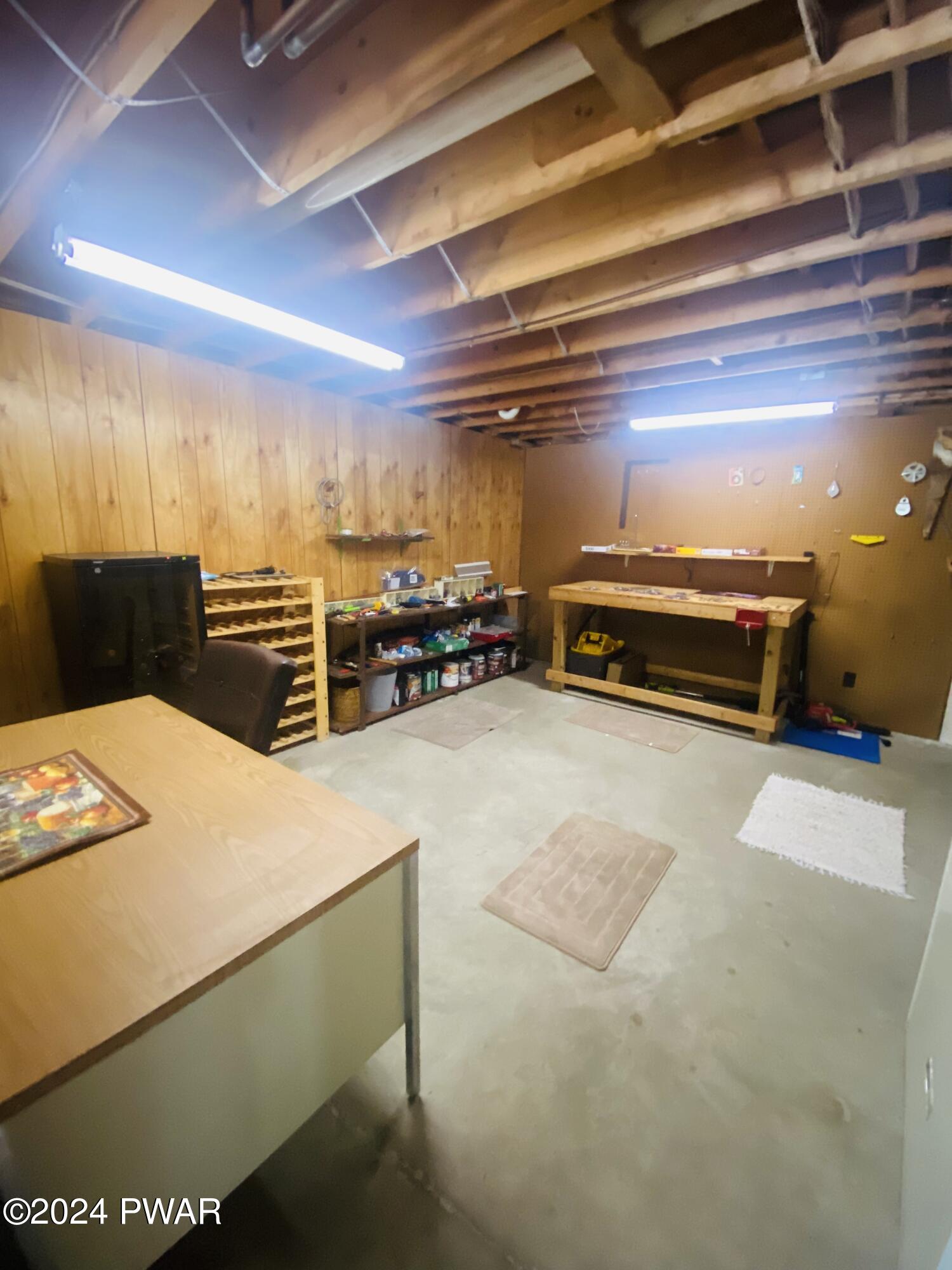 Lords Valley, Pennsylvania 18428, United States, 4 Bedrooms Bedrooms, ,3 BathroomsBathrooms,Residential,Pending,66444