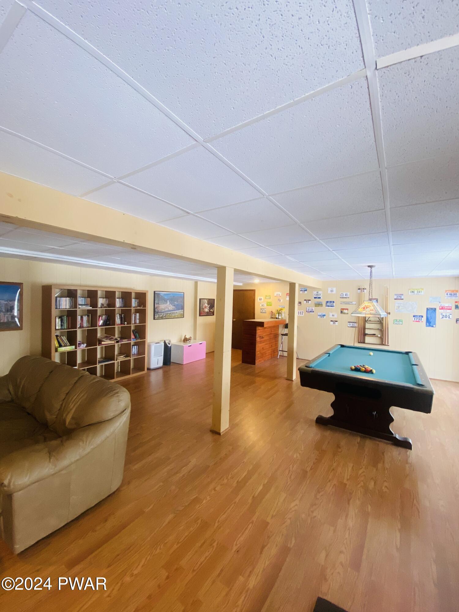 Lords Valley, Pennsylvania 18428, United States, 4 Bedrooms Bedrooms, ,3 BathroomsBathrooms,Residential,Pending,66444