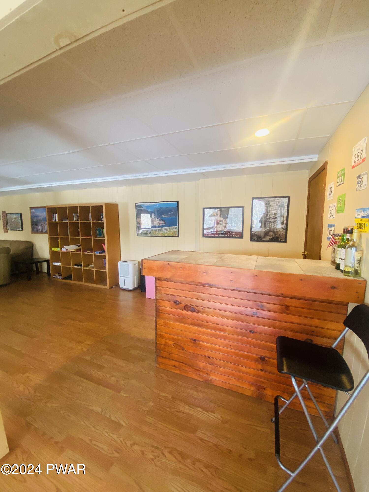 Lords Valley, Pennsylvania 18428, United States, 4 Bedrooms Bedrooms, ,3 BathroomsBathrooms,Residential,Pending,66444