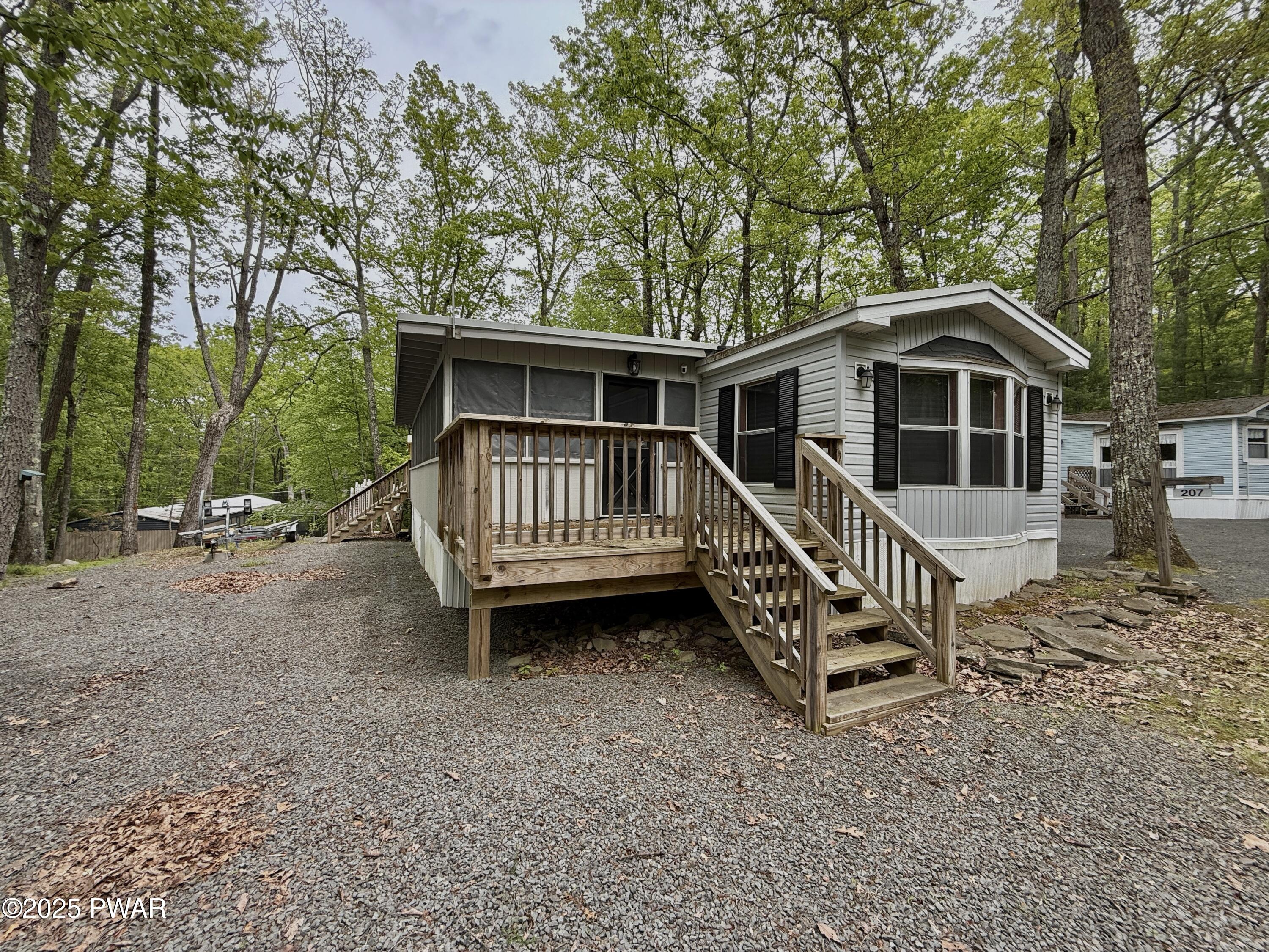 207 Upper Park Road, Tafton, Pennsylvania image 2