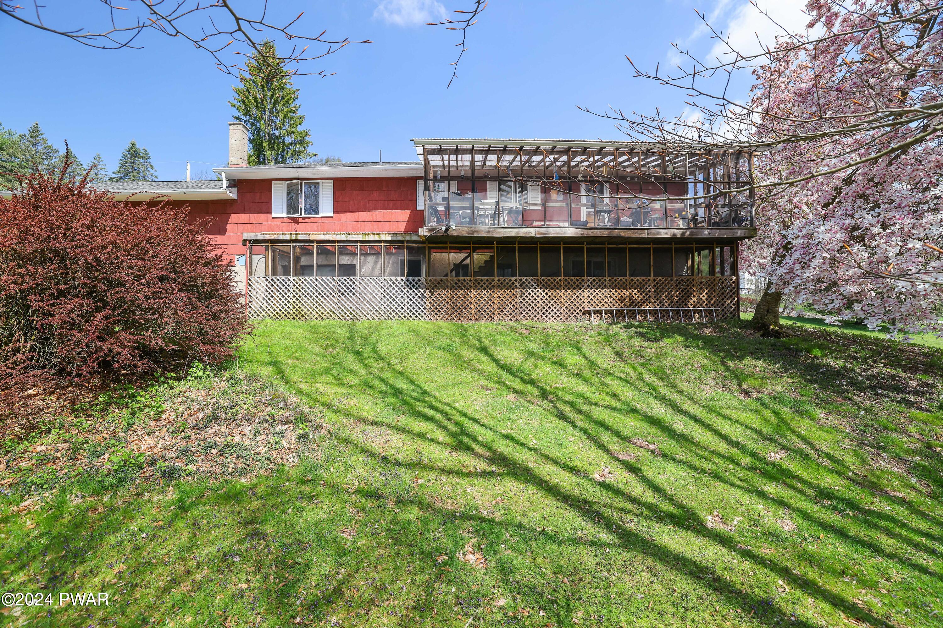 Beach Lake, Pennsylvania 18405, United States, 3 Bedrooms Bedrooms, ,3 BathroomsBathrooms,Residential,Pending,59007