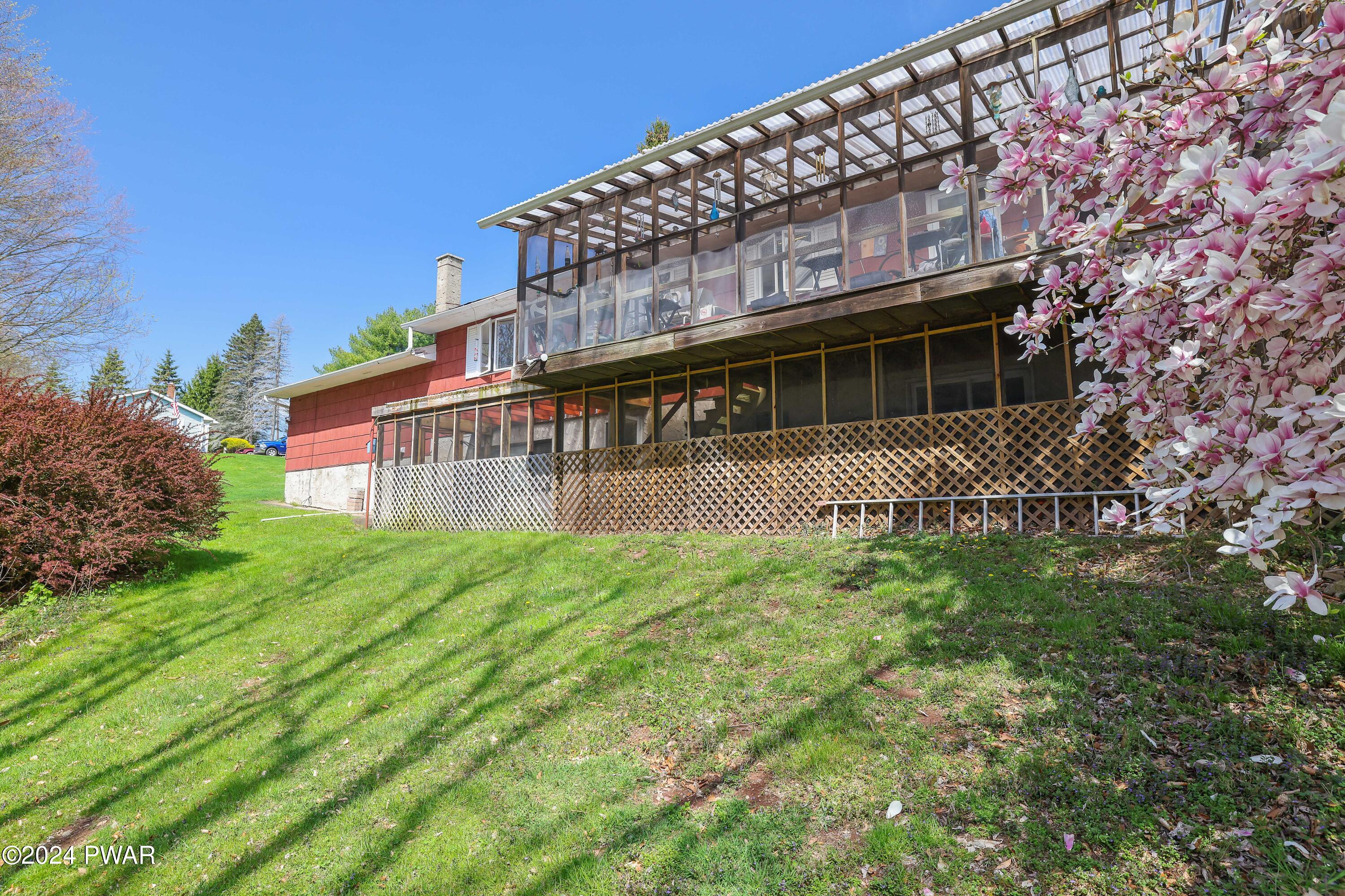 Beach Lake, Pennsylvania 18405, United States, 3 Bedrooms Bedrooms, ,3 BathroomsBathrooms,Residential,Pending,59007