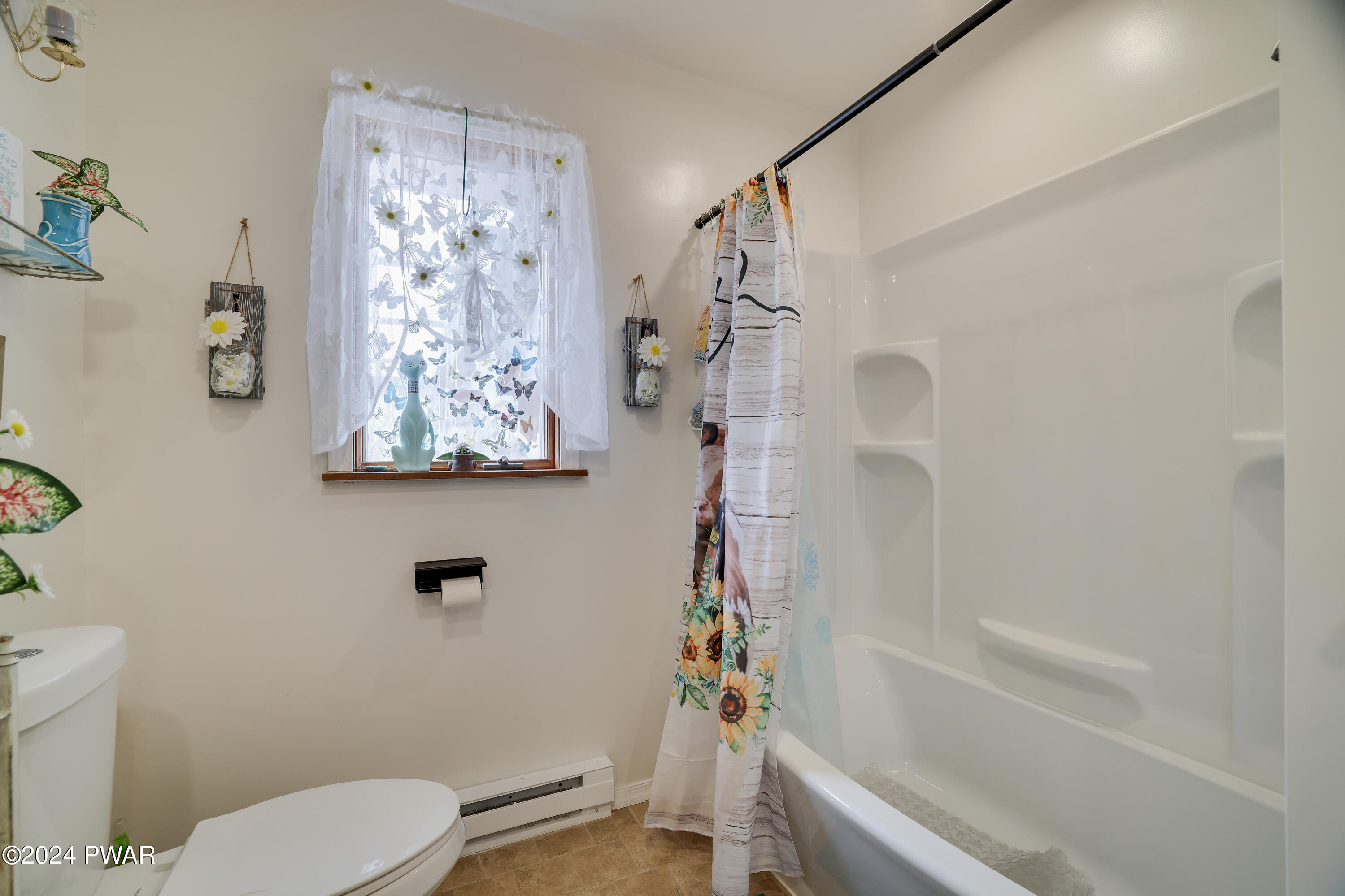 Beach Lake, Pennsylvania 18405, United States, 3 Bedrooms Bedrooms, ,3 BathroomsBathrooms,Residential,Pending,59007