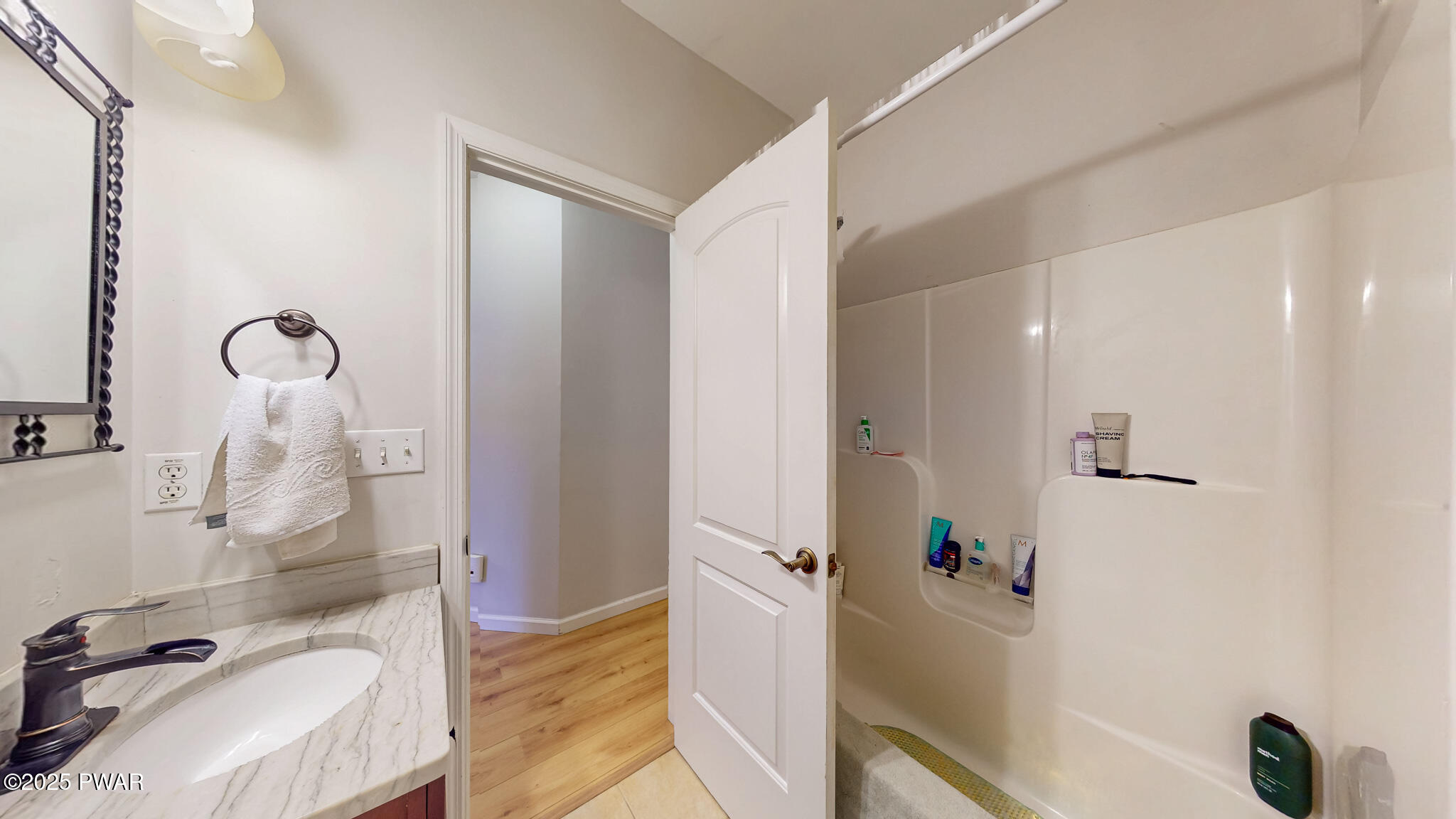 208 Vandermark Drive, Milford, Pennsylvania image 29