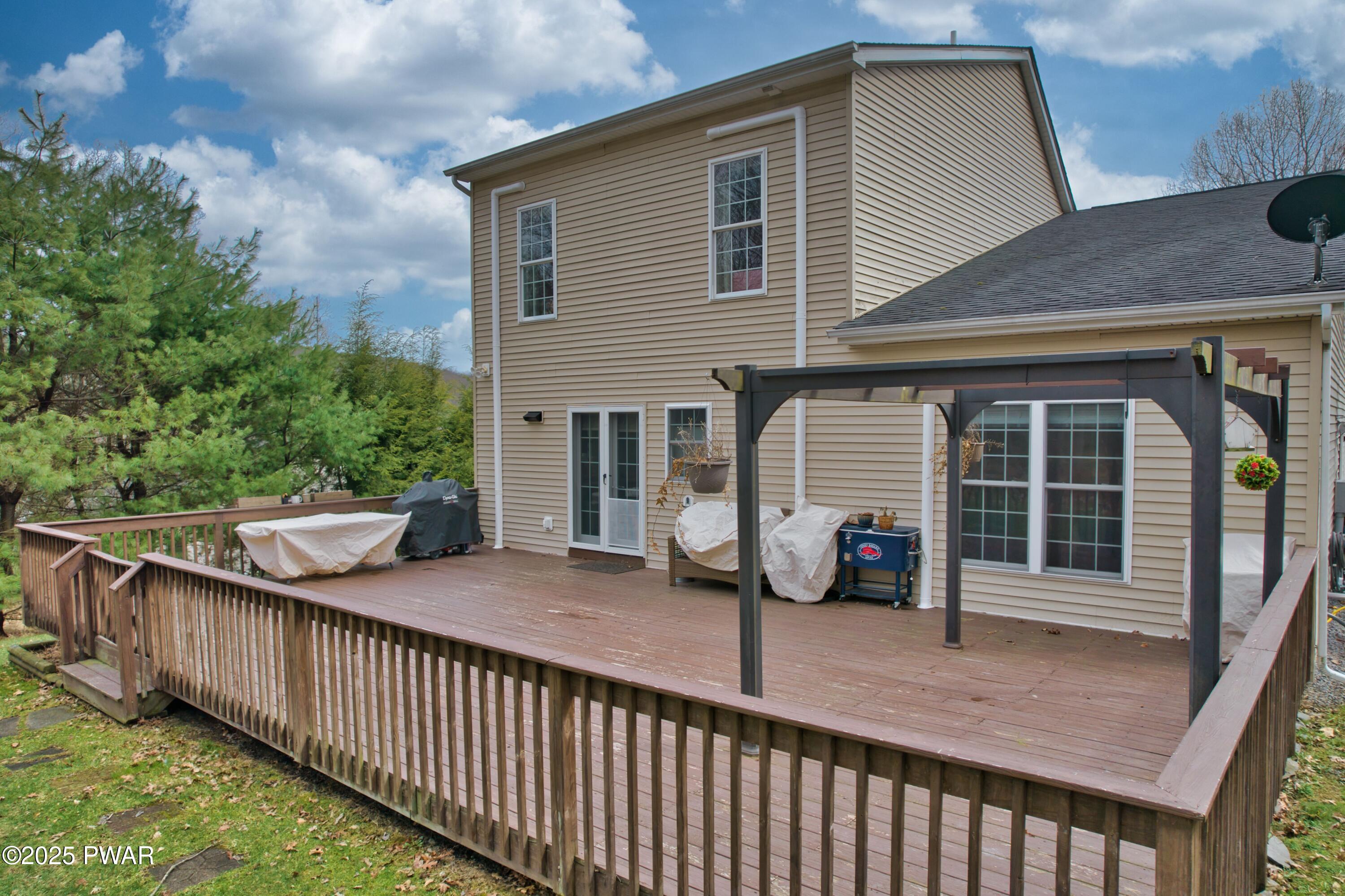208 Vandermark Drive, Milford, Pennsylvania image 7