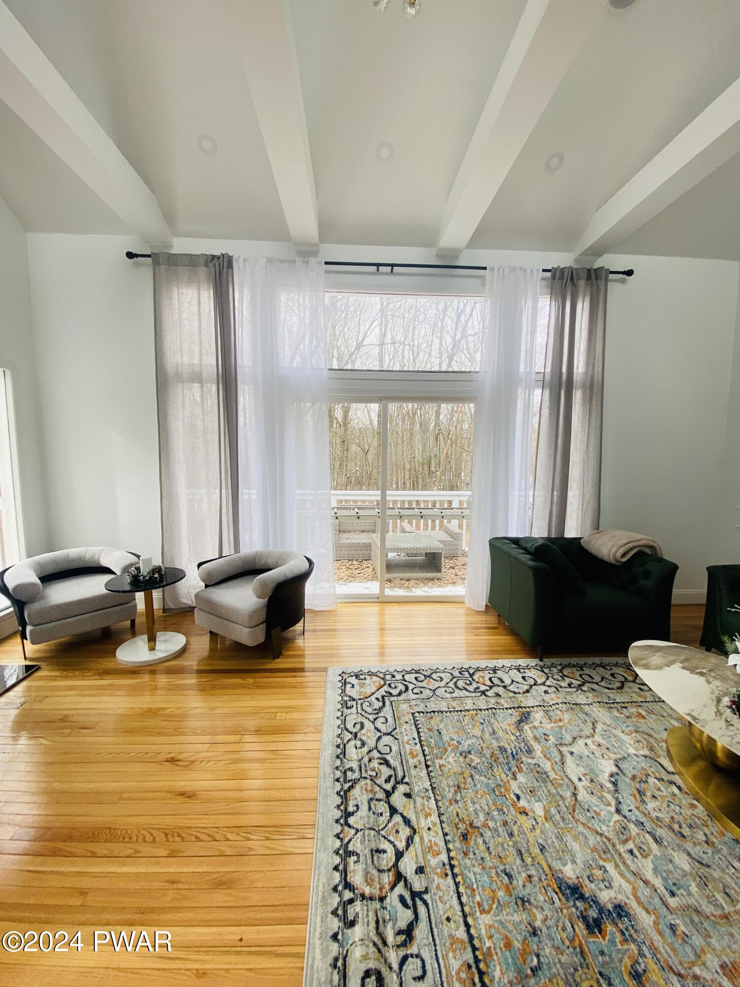 Lords Valley, Pennsylvania 18428, United States, 4 Bedrooms Bedrooms, ,2 BathroomsBathrooms,Residential,Pending,64988