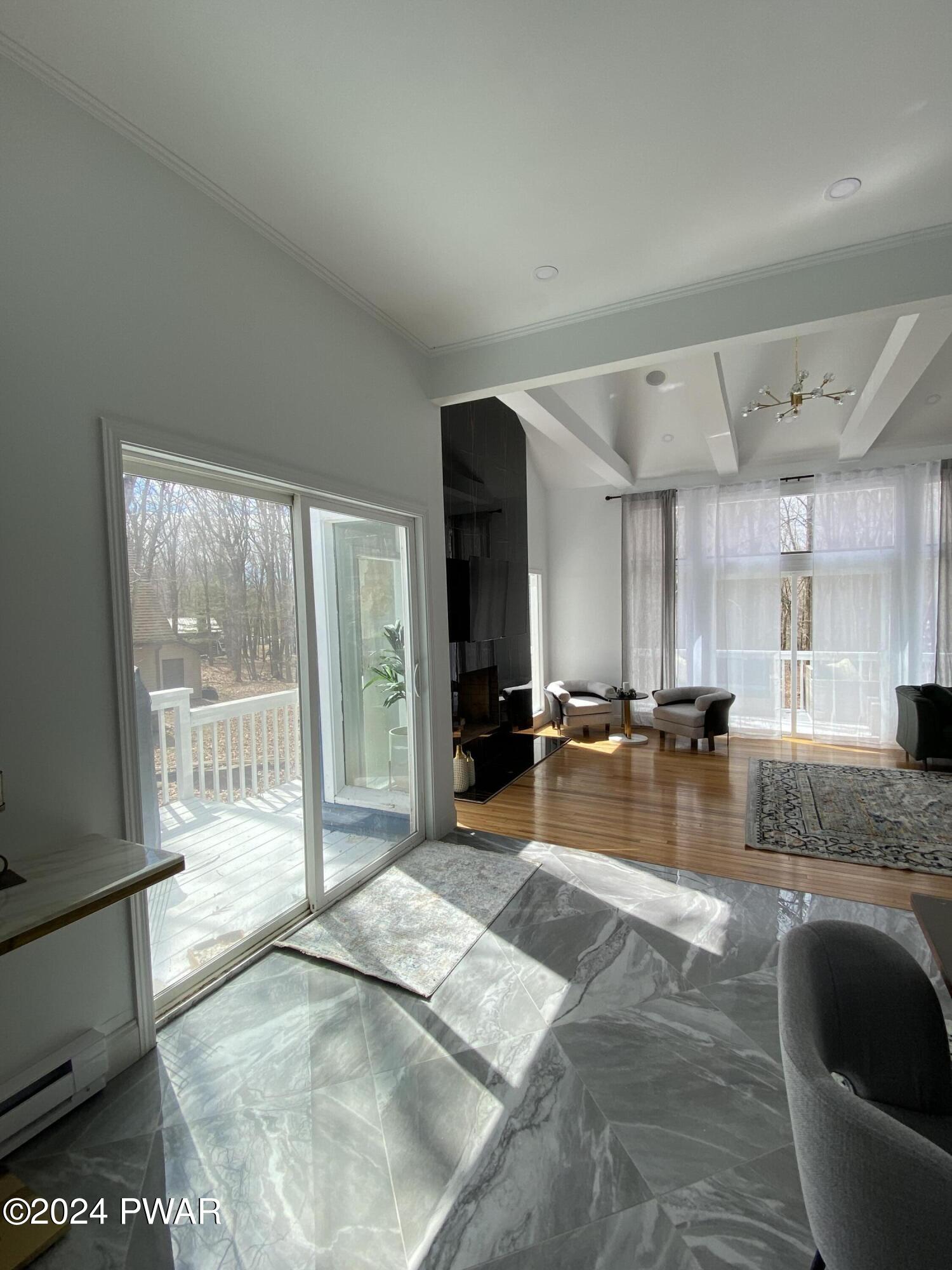 Lords Valley, Pennsylvania 18428, United States, 4 Bedrooms Bedrooms, ,2 BathroomsBathrooms,Residential,Pending,64988