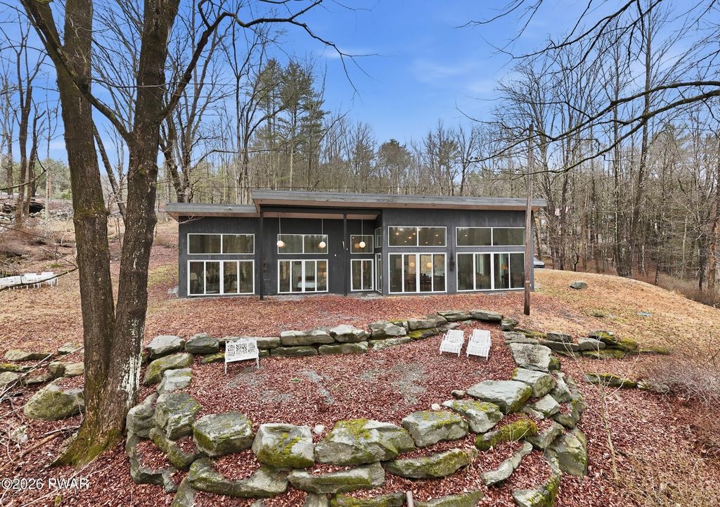 Photo of 2216 River Road, Damascus, PA 18415 (MLS # PW260832)