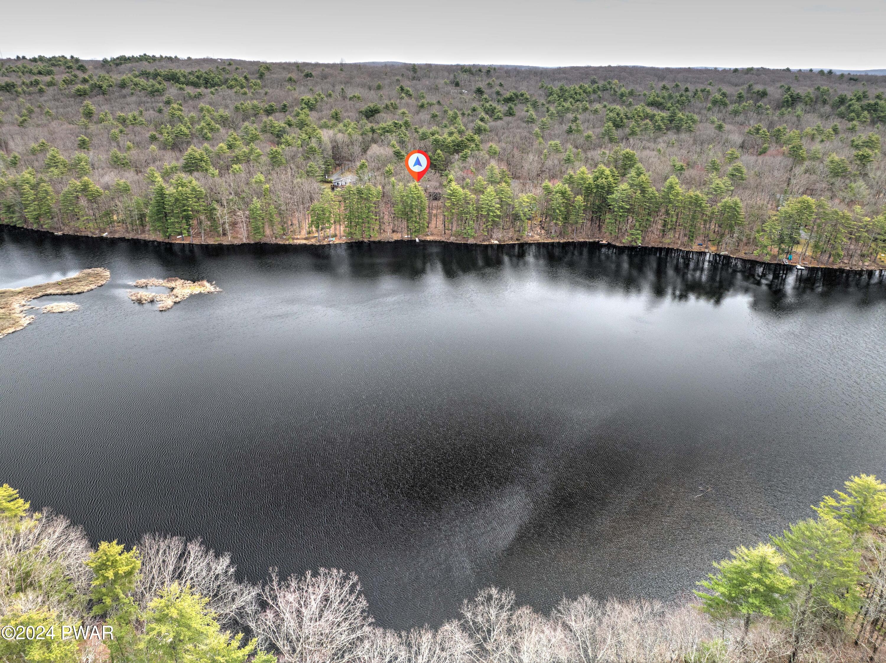 Hawley, Pennsylvania 18428, United States, 4 Bedrooms Bedrooms, ,2 BathroomsBathrooms,Residential,Pending,60132