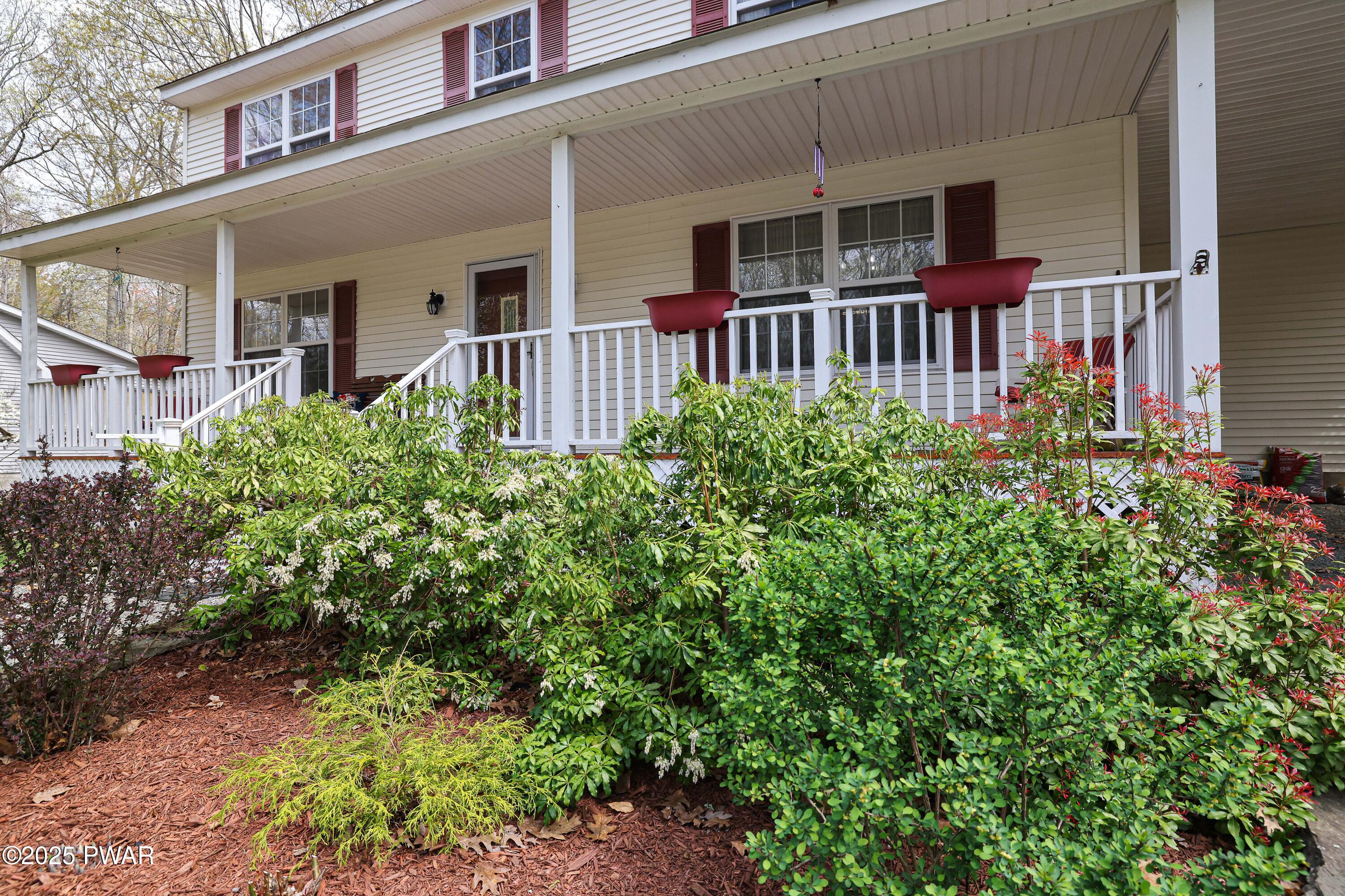 119 Lone Pine Bay Road, Hawley, Pennsylvania image 2