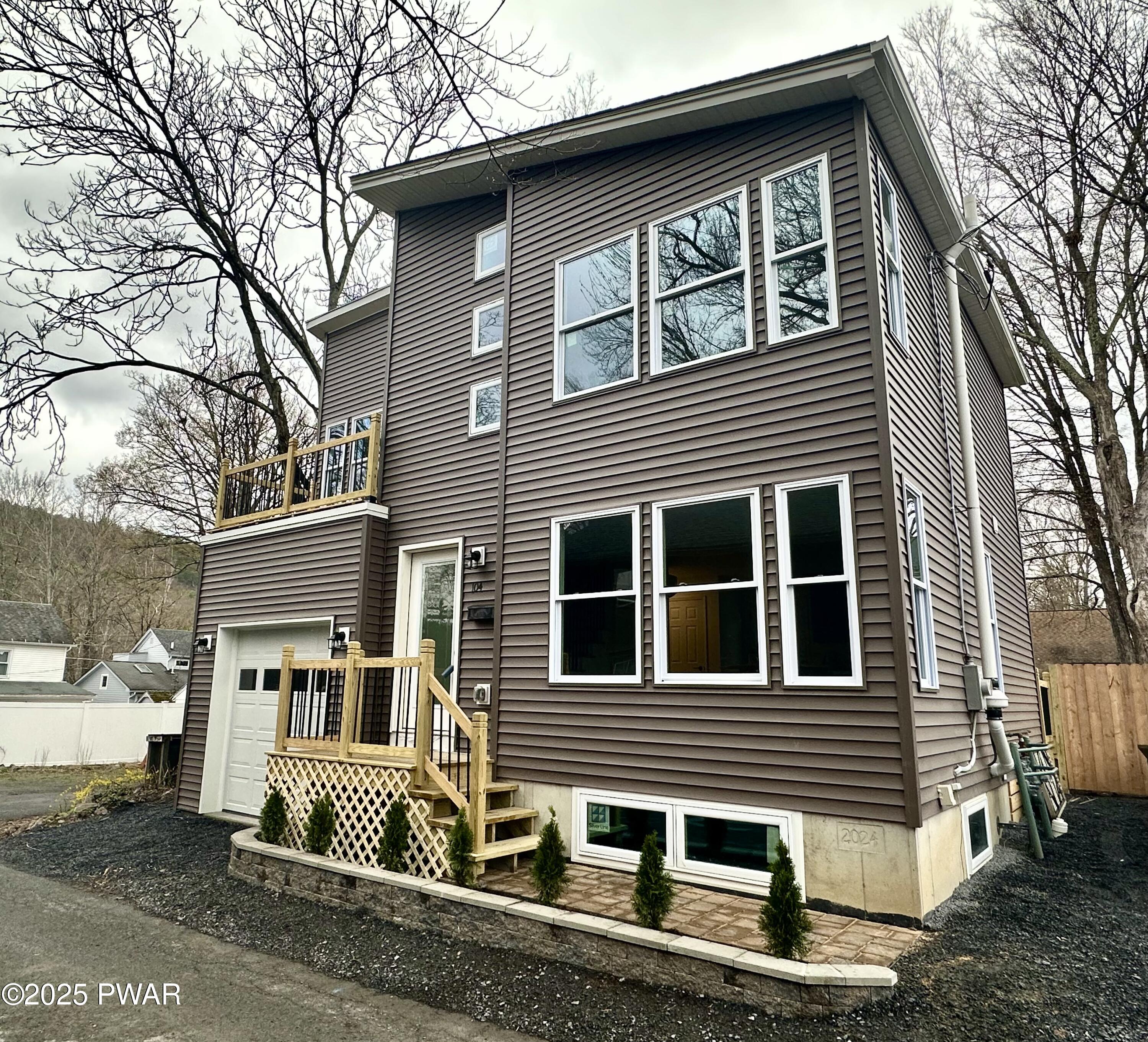 104 Blackberry Alley, Milford, Pennsylvania image 1