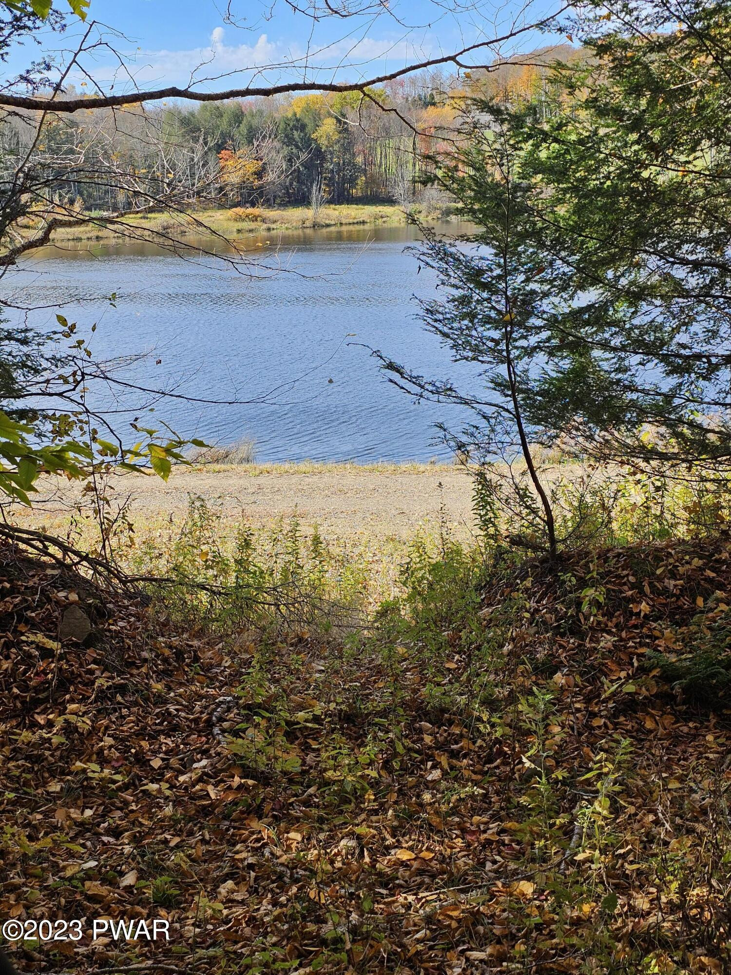 Westcott Road, Dalton, Pennsylvania image 9