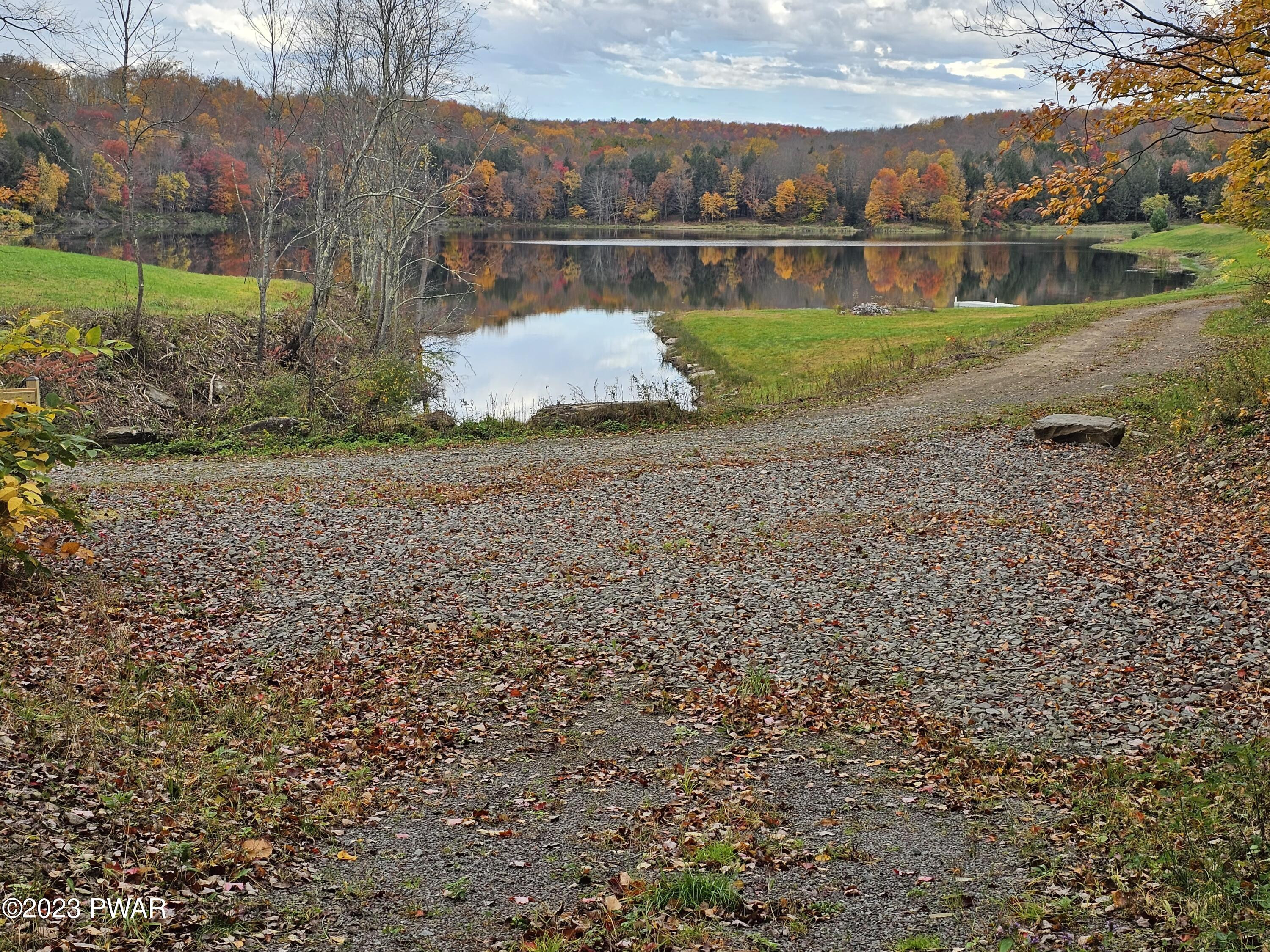 Westcott Road, Dalton, Pennsylvania image 17