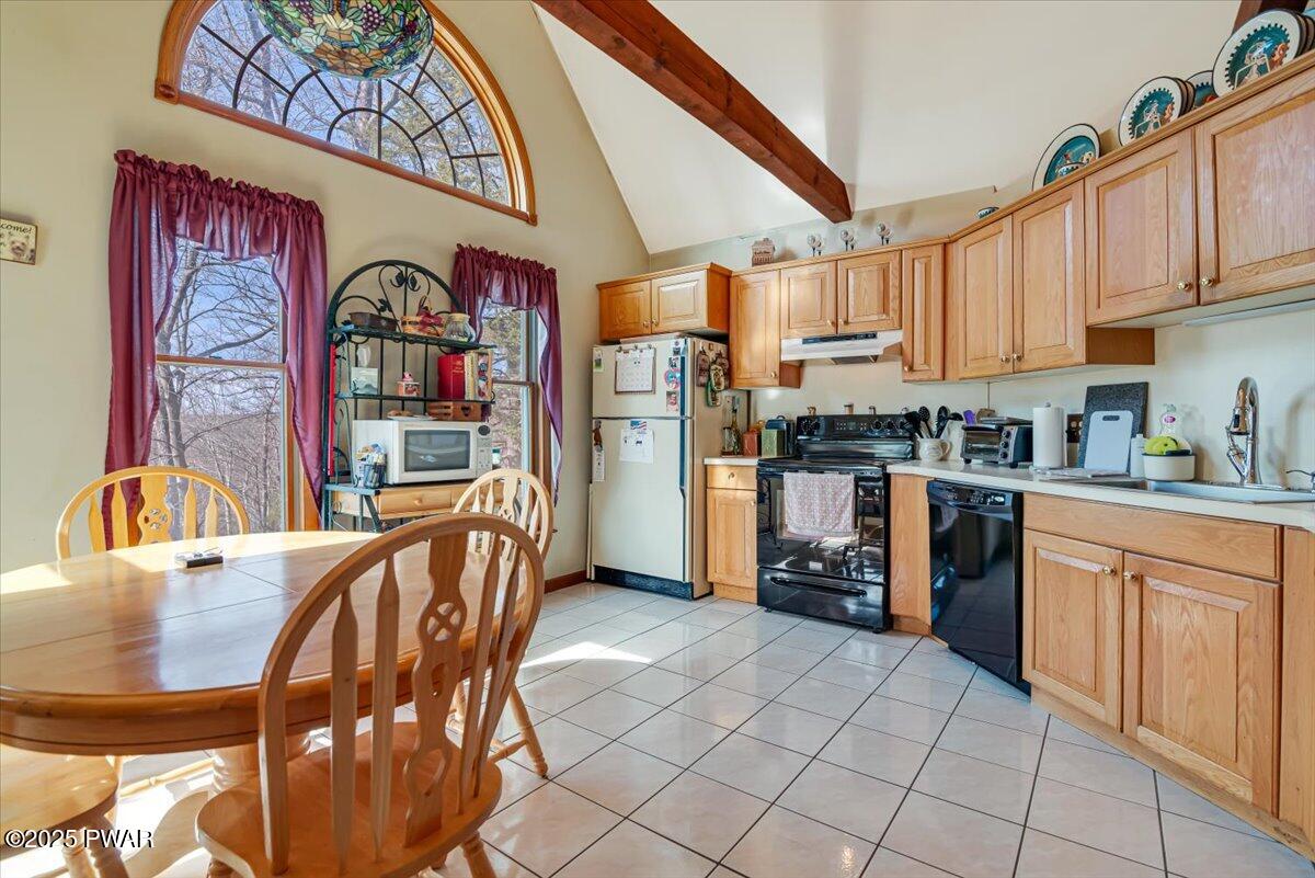 104 Adam Court, Shohola, Pennsylvania image 2