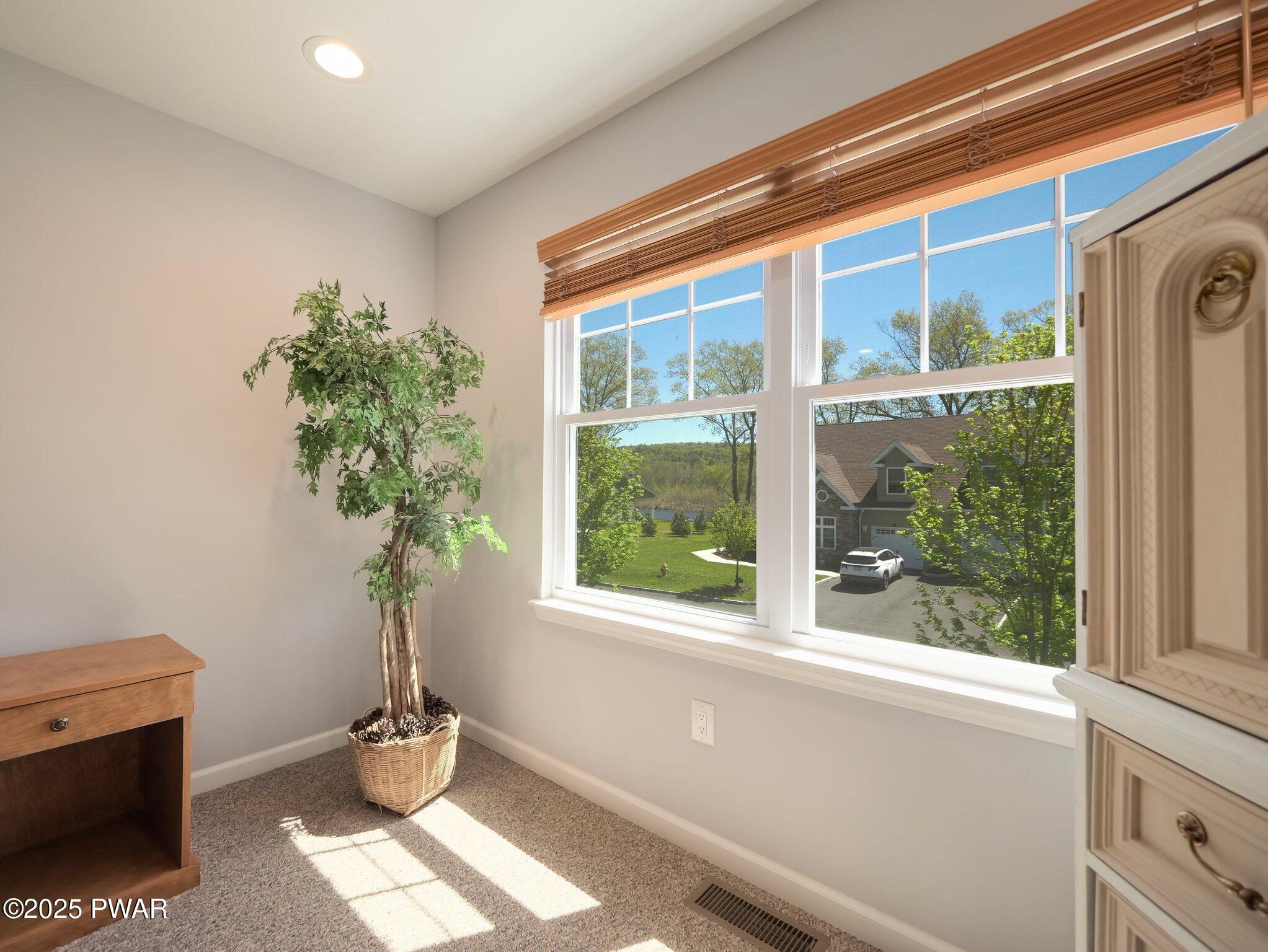 803 Macintosh Way, Matamoras, Pennsylvania image 22